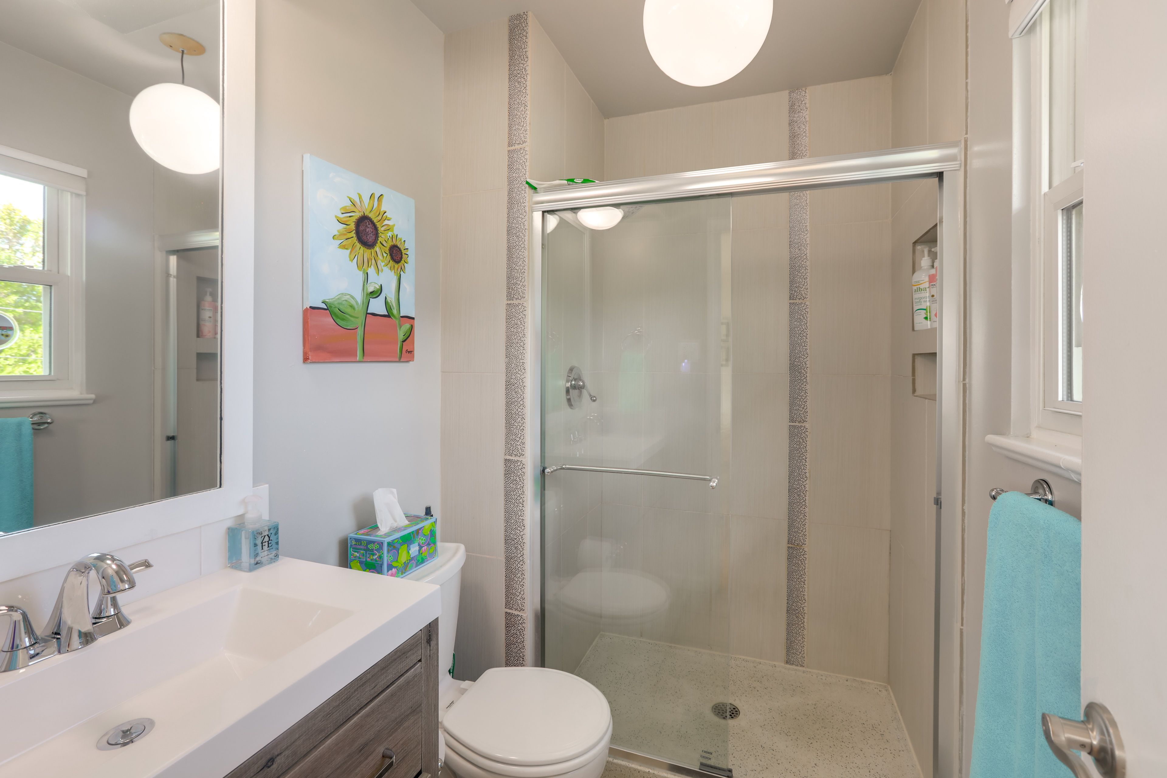 En-Suite Bathroom | Towels Provided