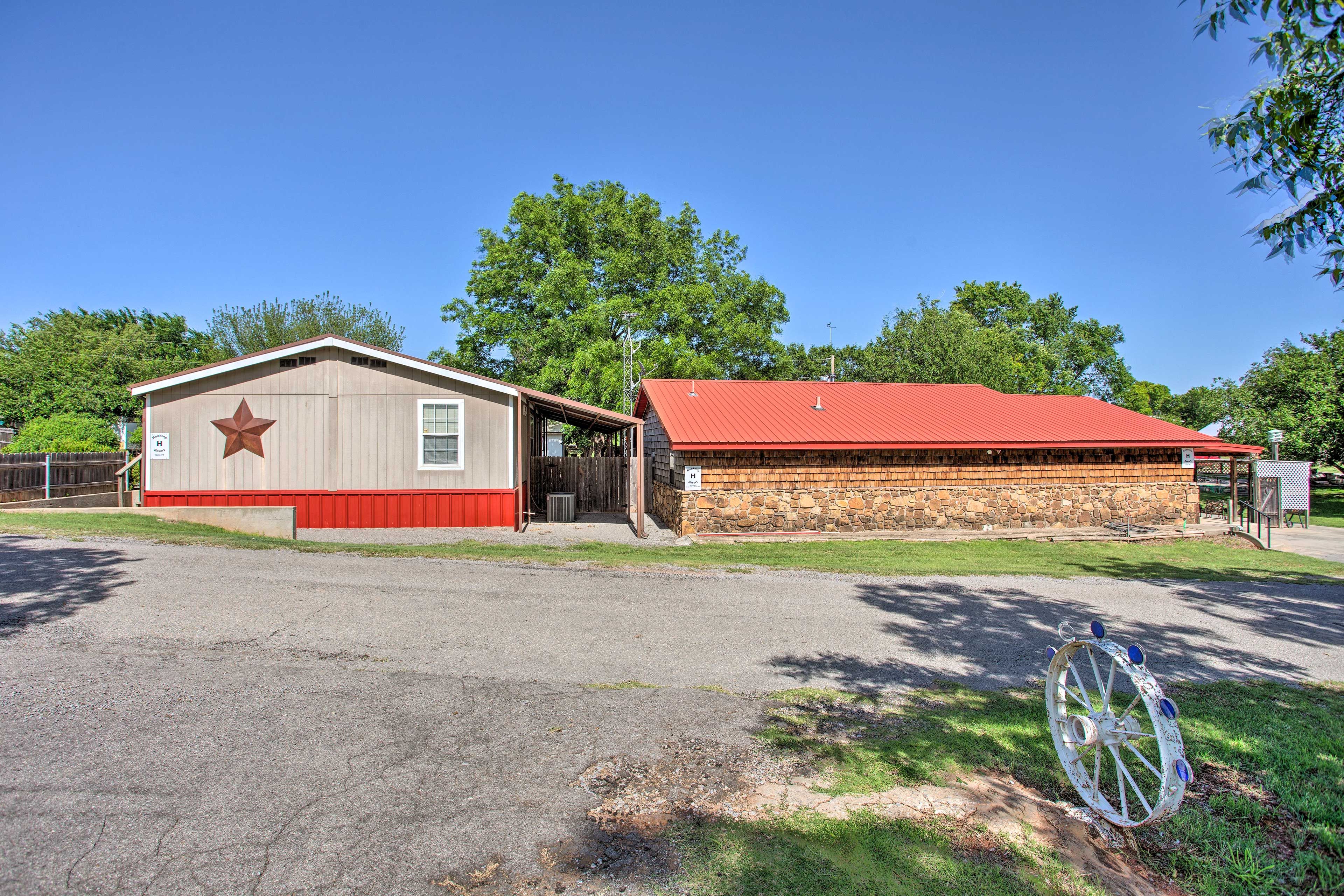 Other Rental On-Site in Gray Building