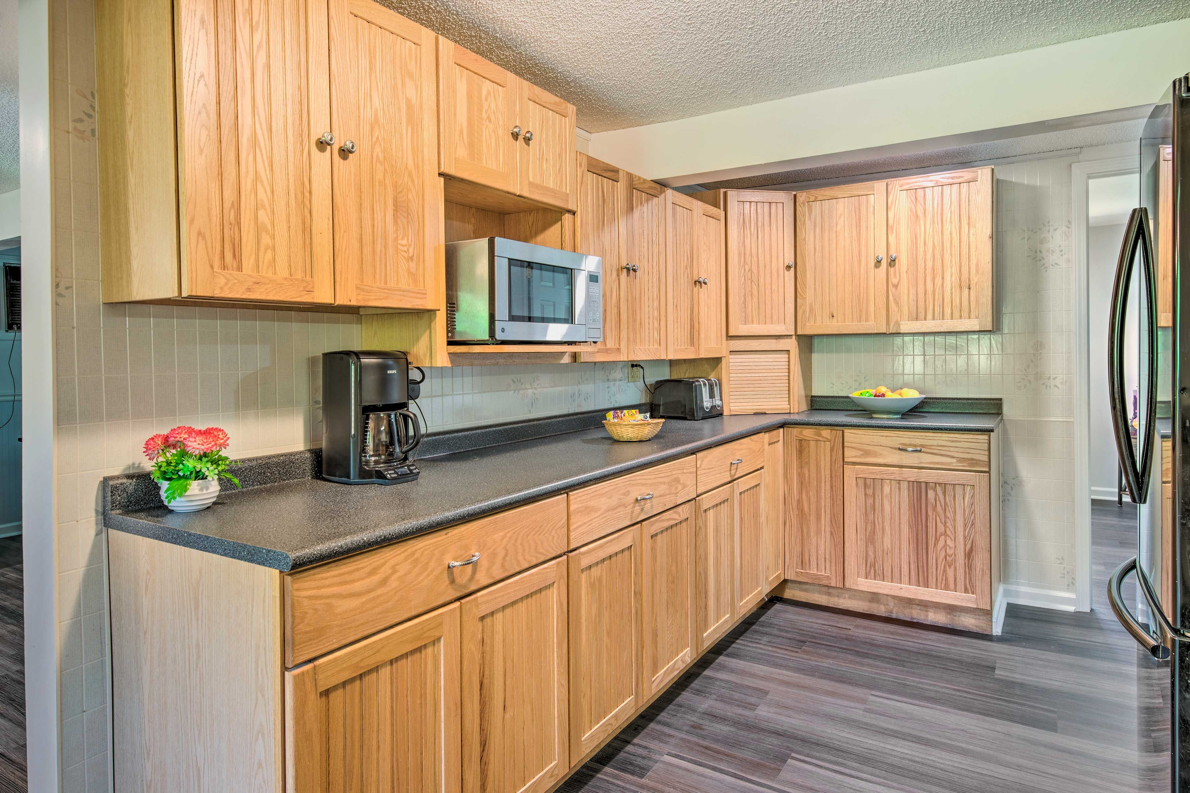 Kitchen | 1st Floor | Coffee Maker | Dishwasher