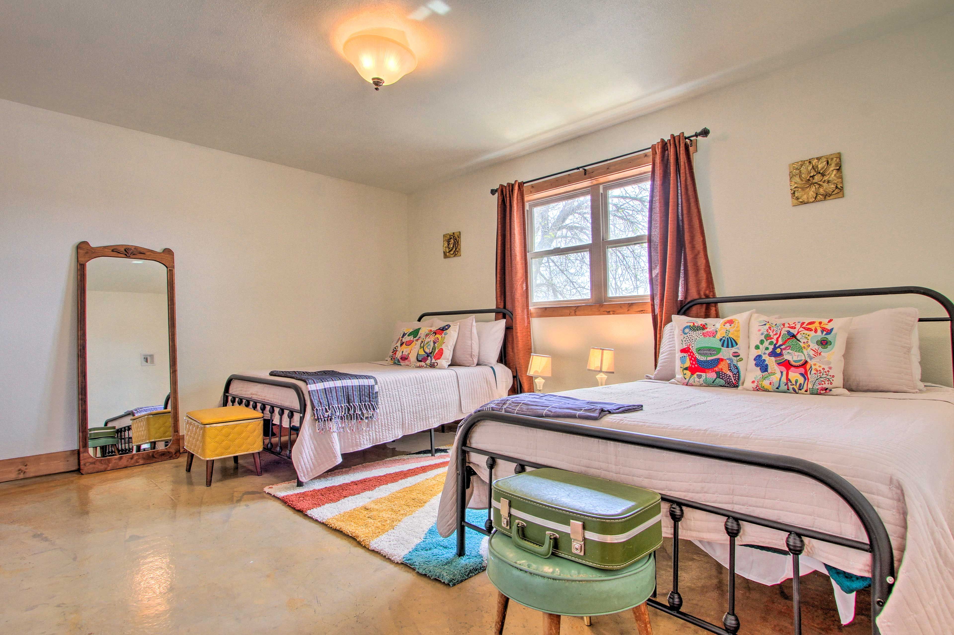 Bedroom 2 | 2 Full Beds | Twin Rollaway Bed