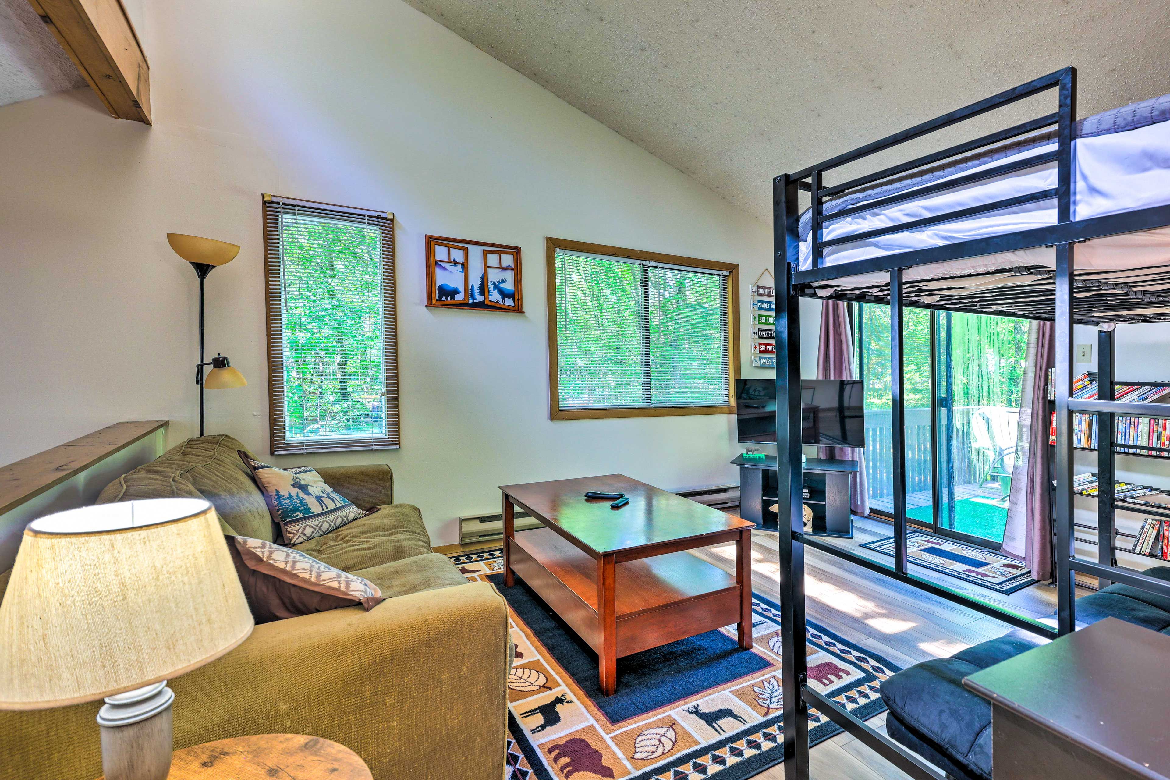 Loft | Full/Full Futon Bunk Bed | Sleeper Sofa | Upper Level | Smart TV
