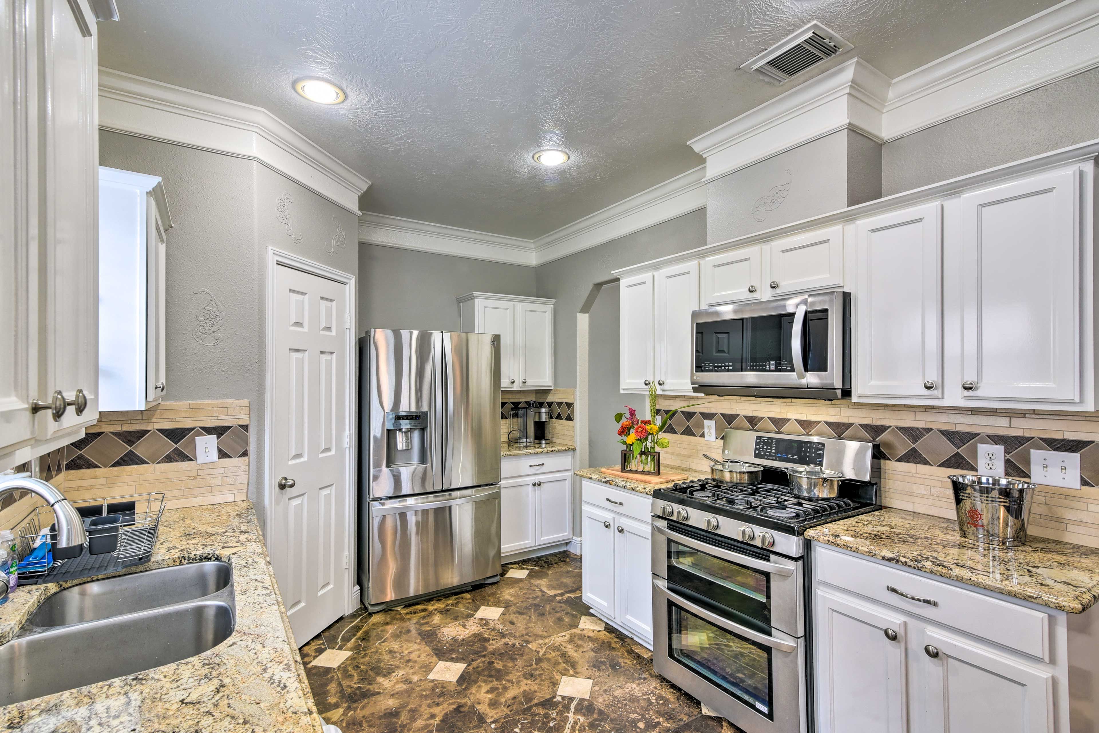 Kitchen | Cooking Basics | Ice Maker