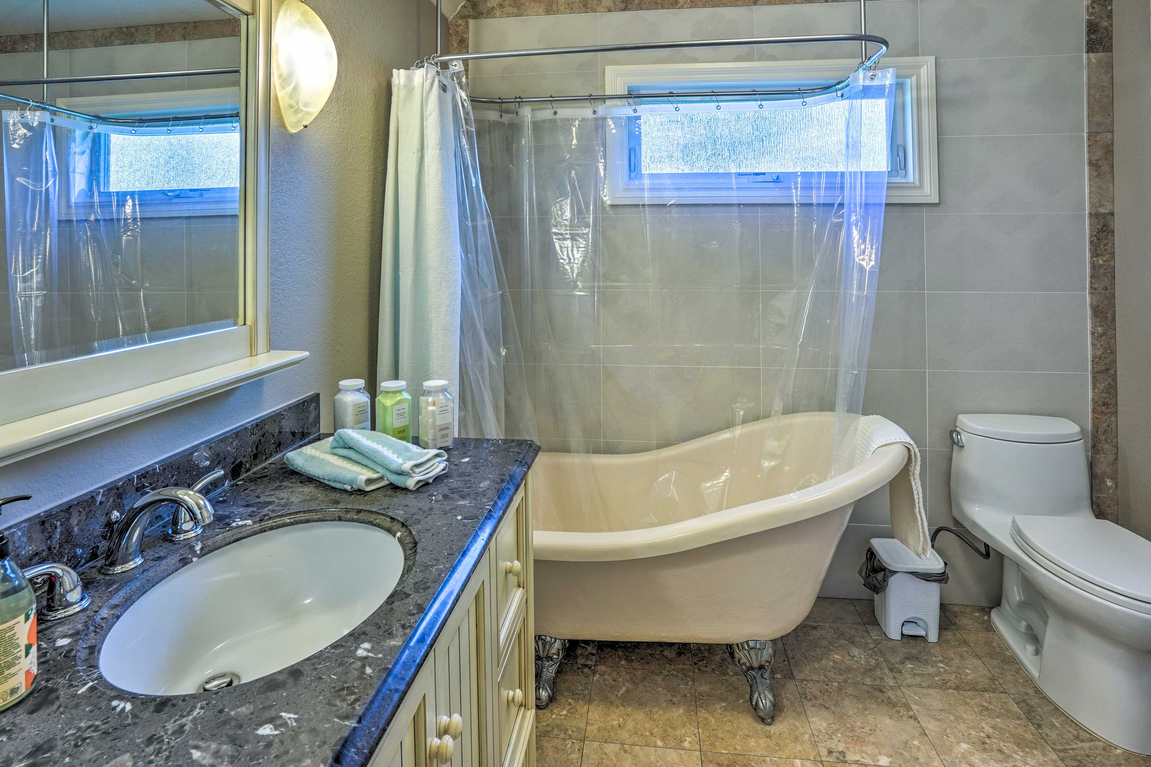 Full Bathroom