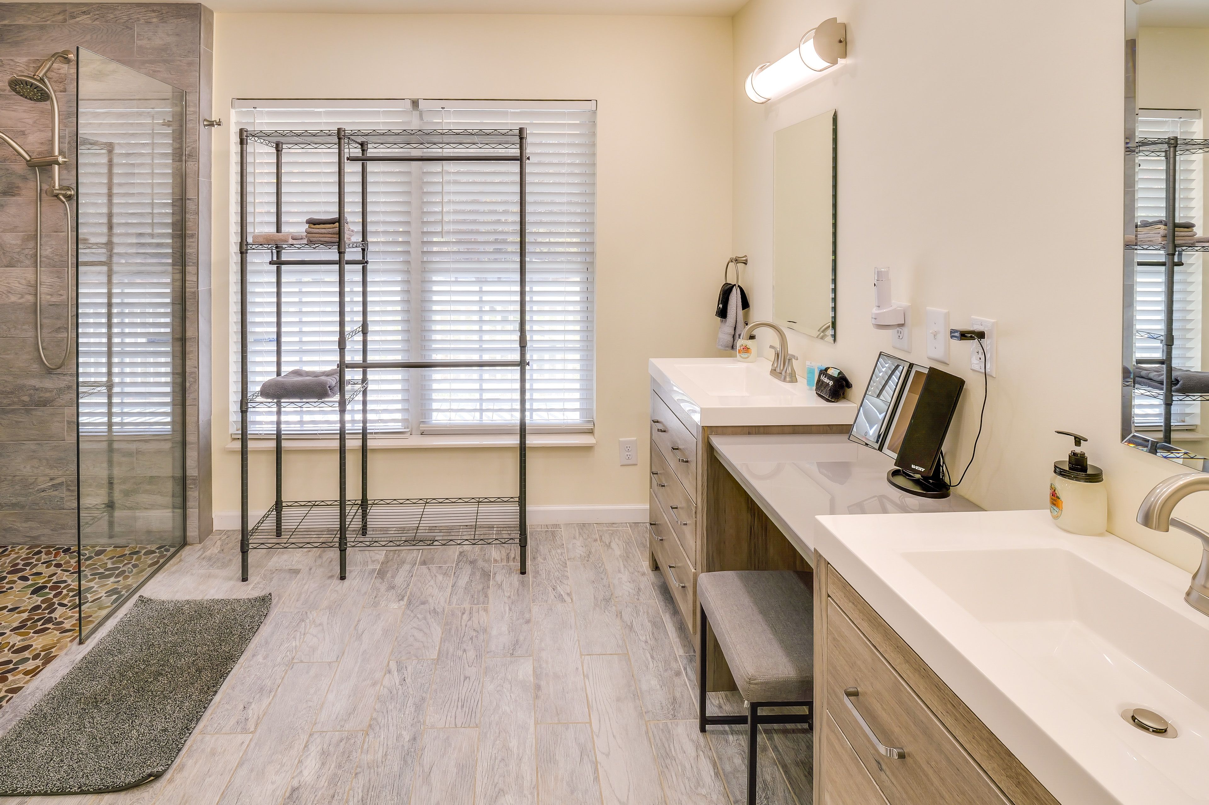 En-Suite Bathroom | 1st Floor