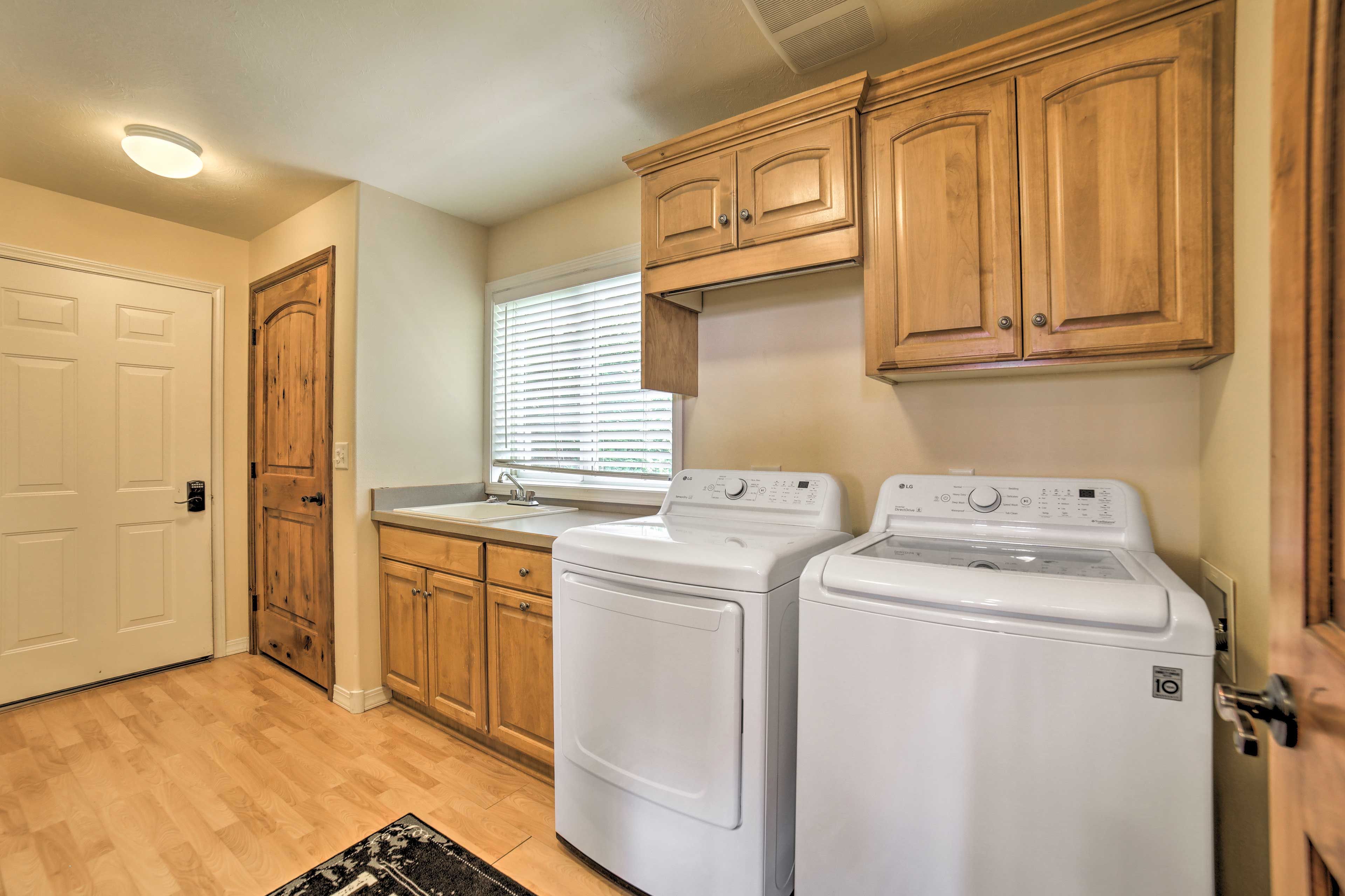 Laundry Area | Detergent Provided