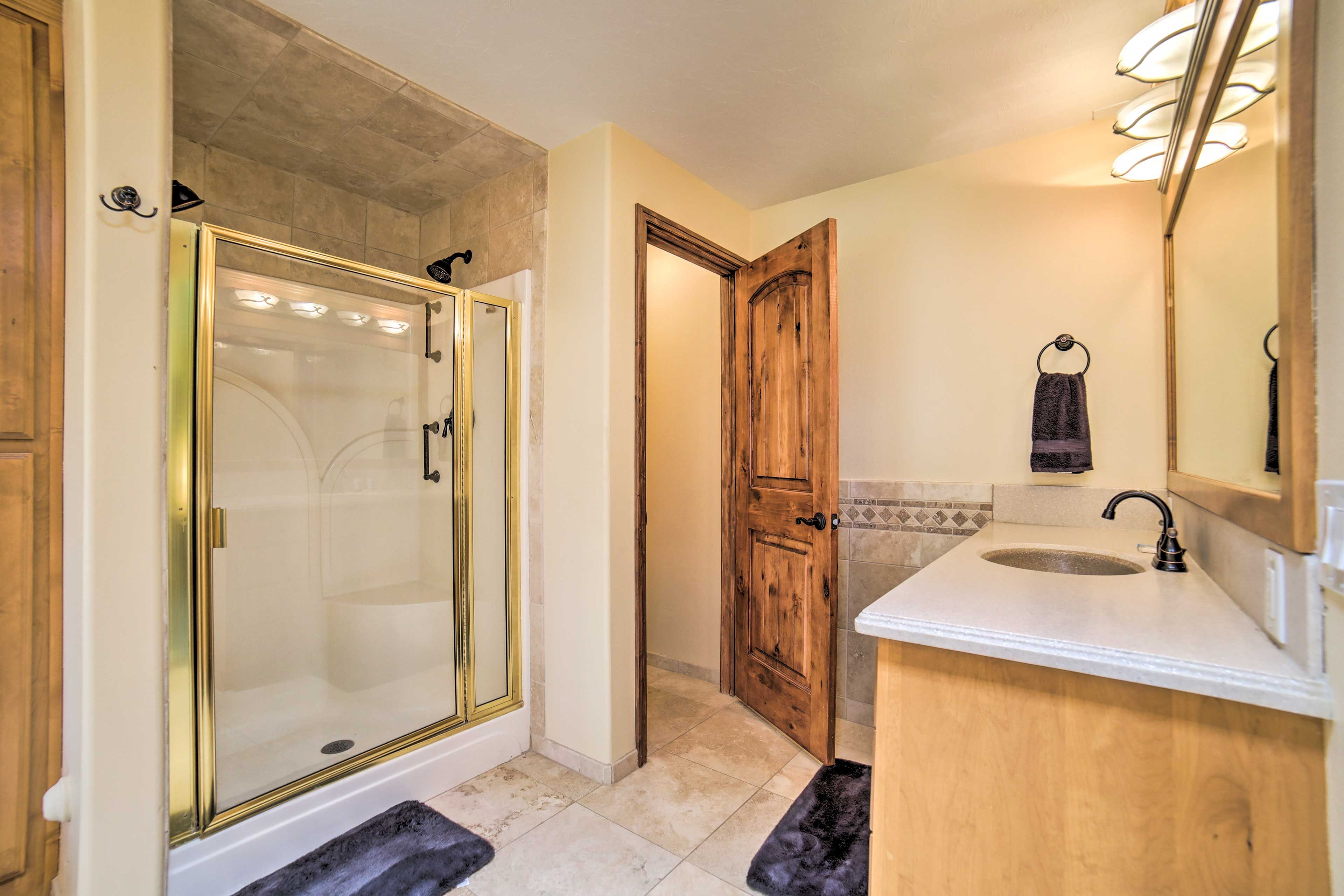 Full Bathroom