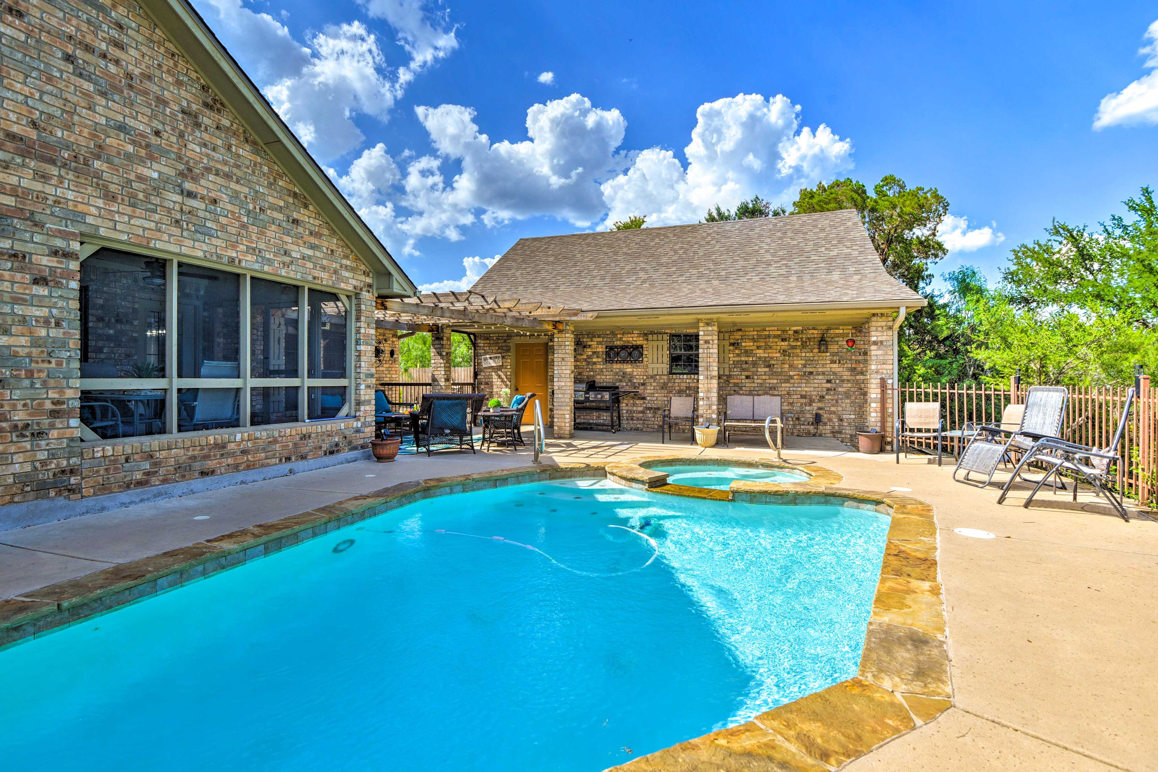 Pool Area | Hot Tub
