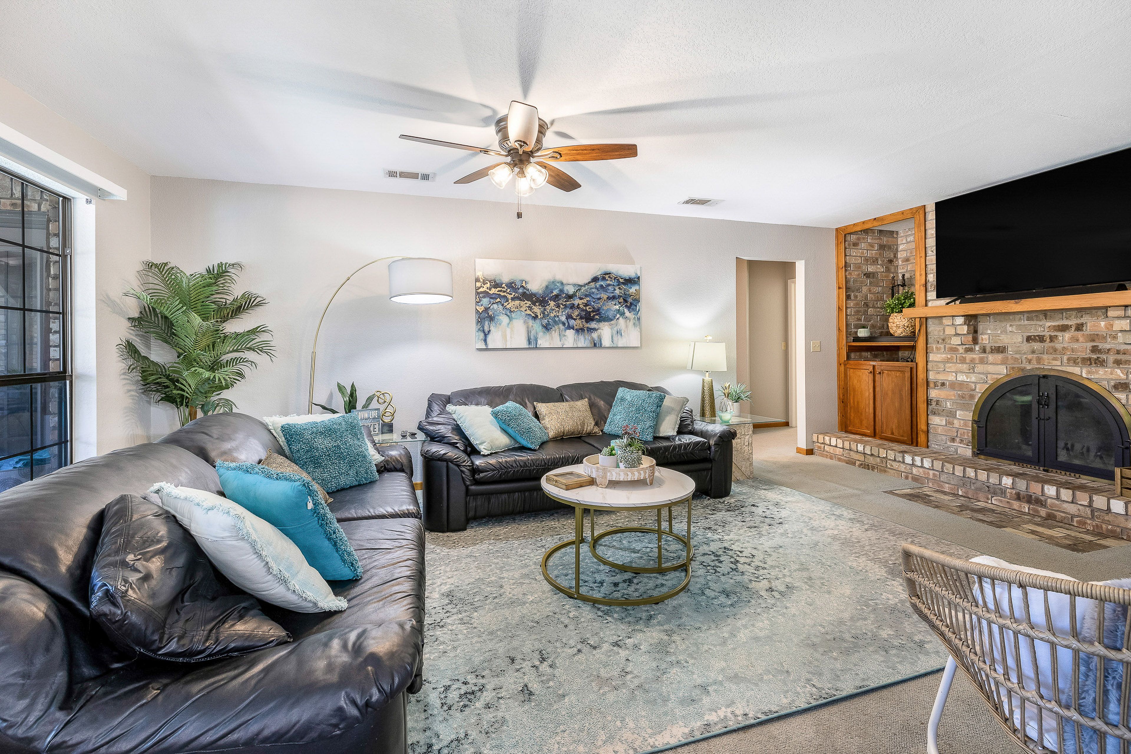 Living Room | 65” Smart TV w/ Roku | Free WiFi