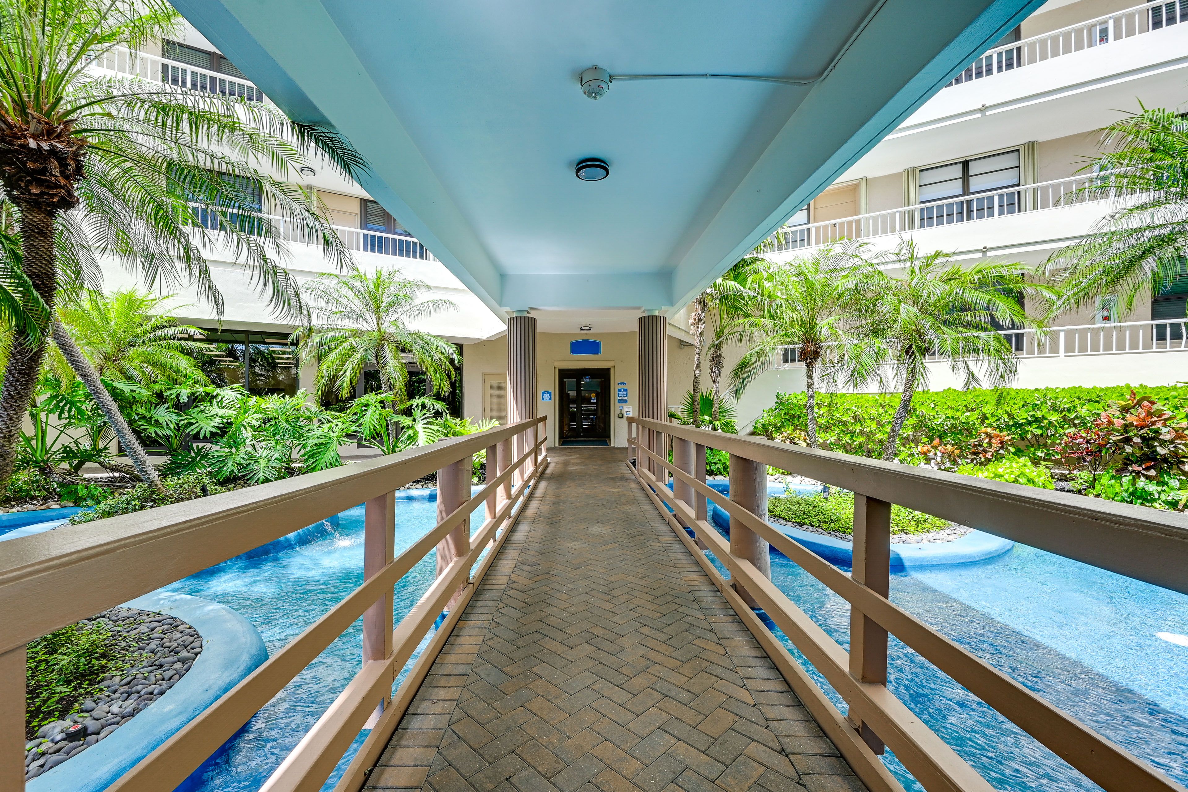 Building Exterior | Located in South Seas Northwest |