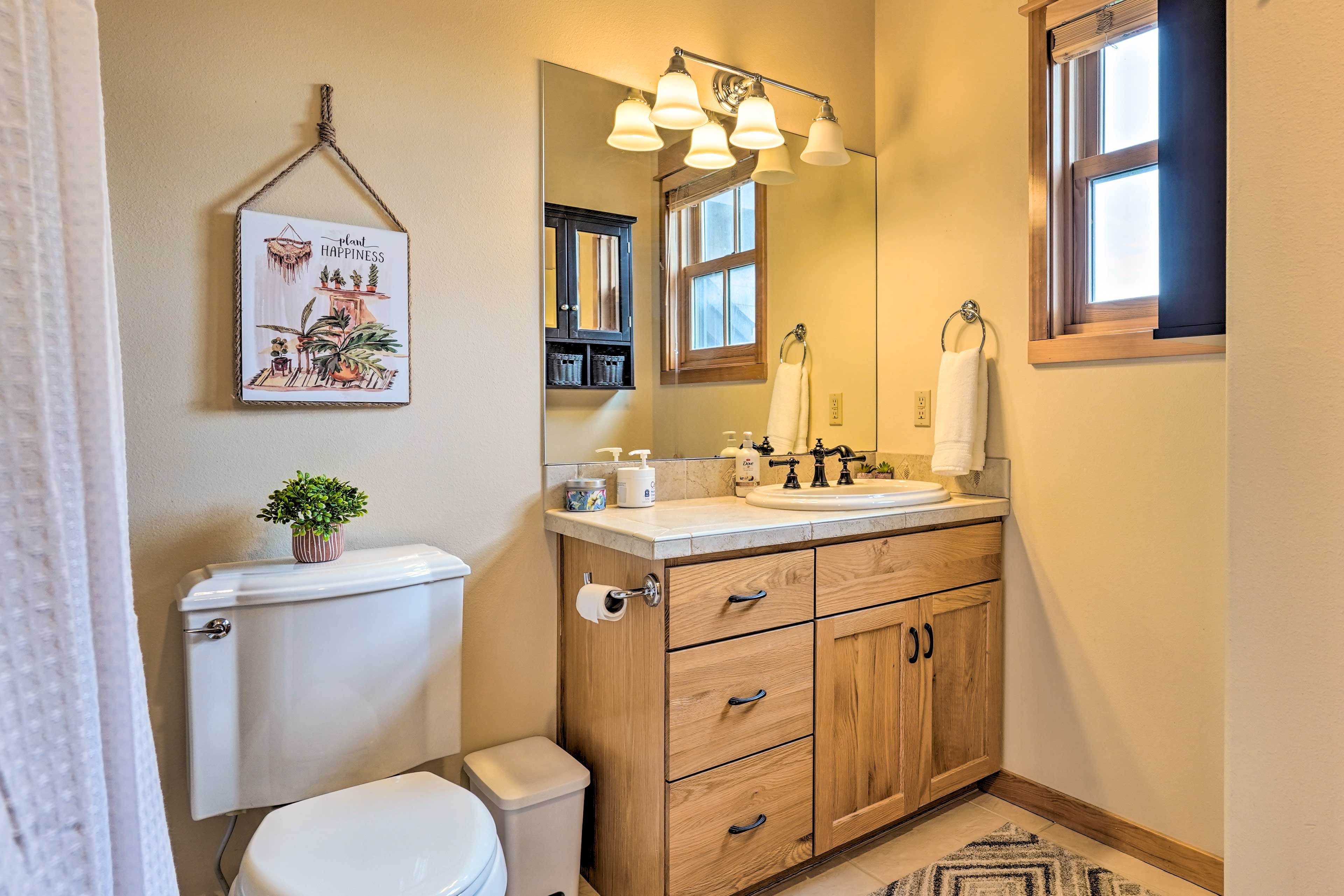 Full Bathroom