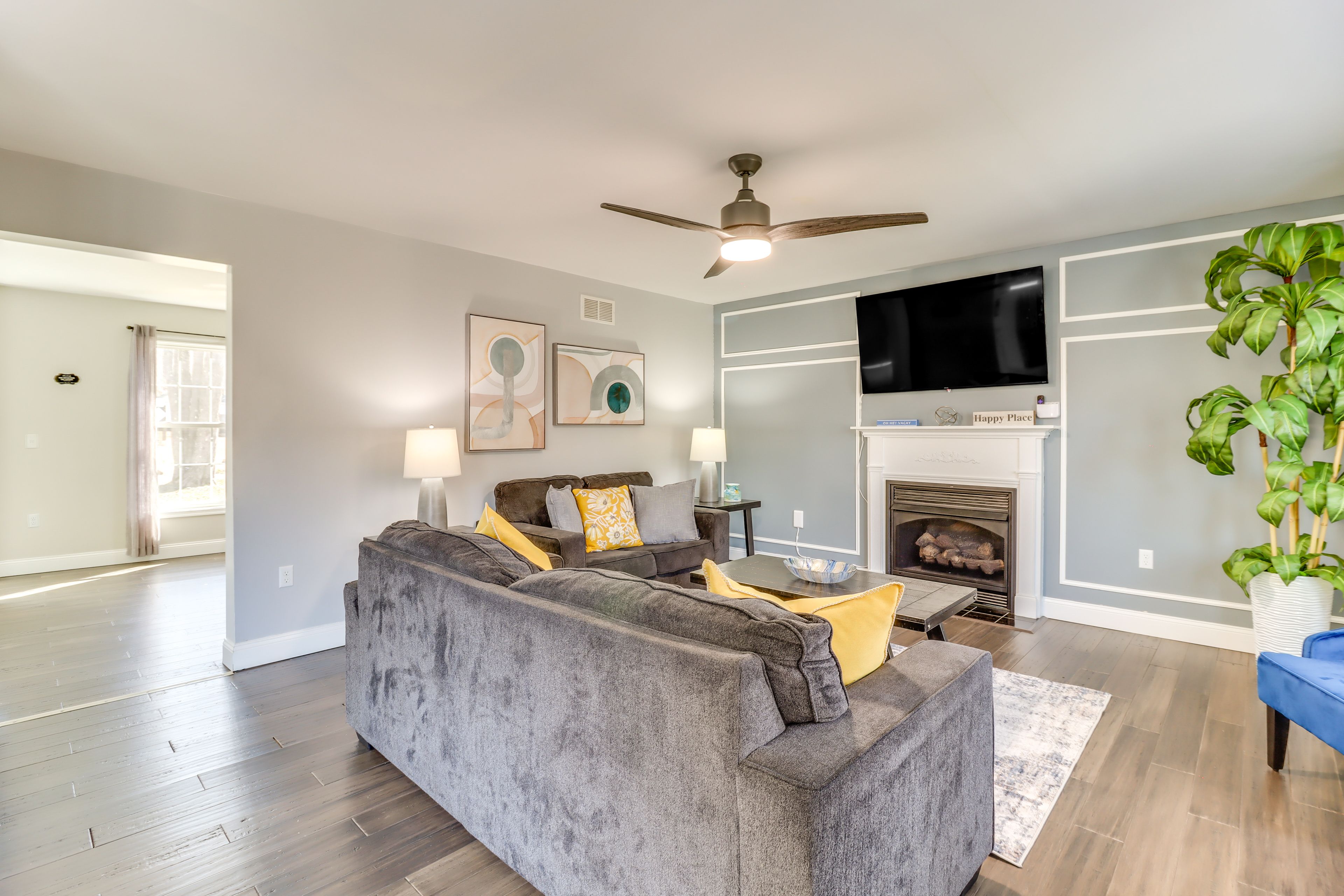 Living Room | Central A/C & Heating | 1st Floor