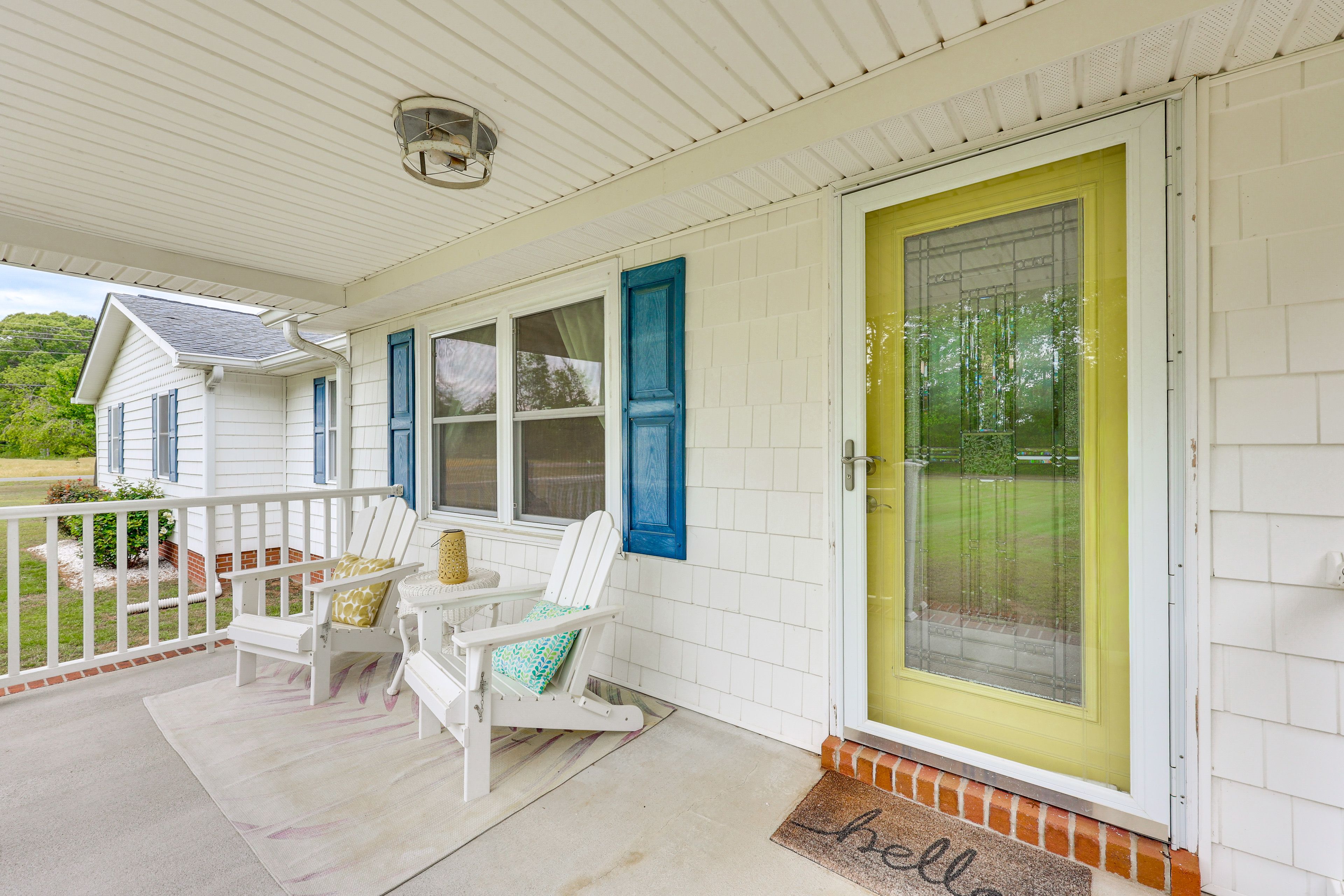 House Exterior | Covered Porch
