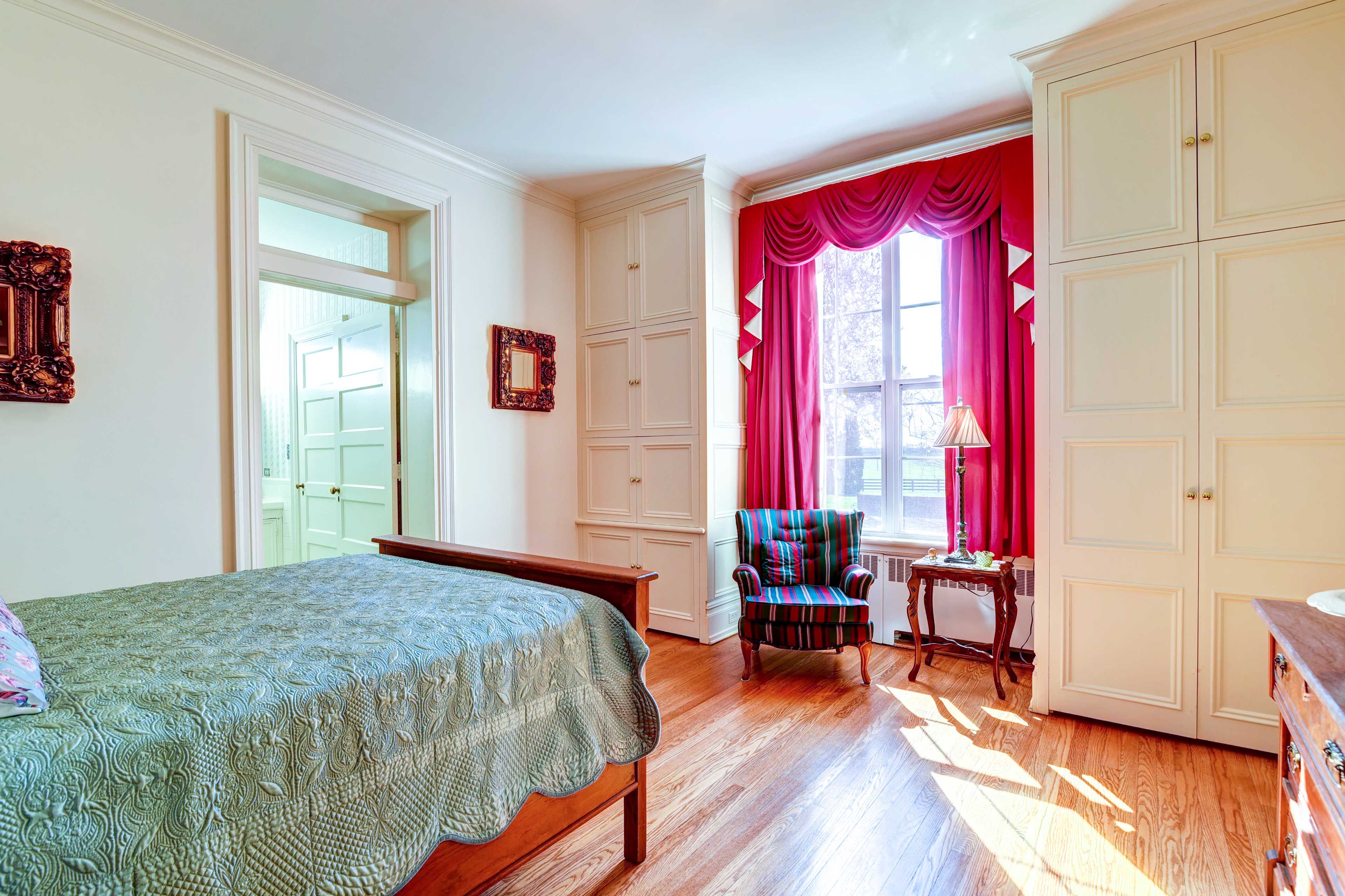 Bedroom 2 | Full Bed | 1st Floor