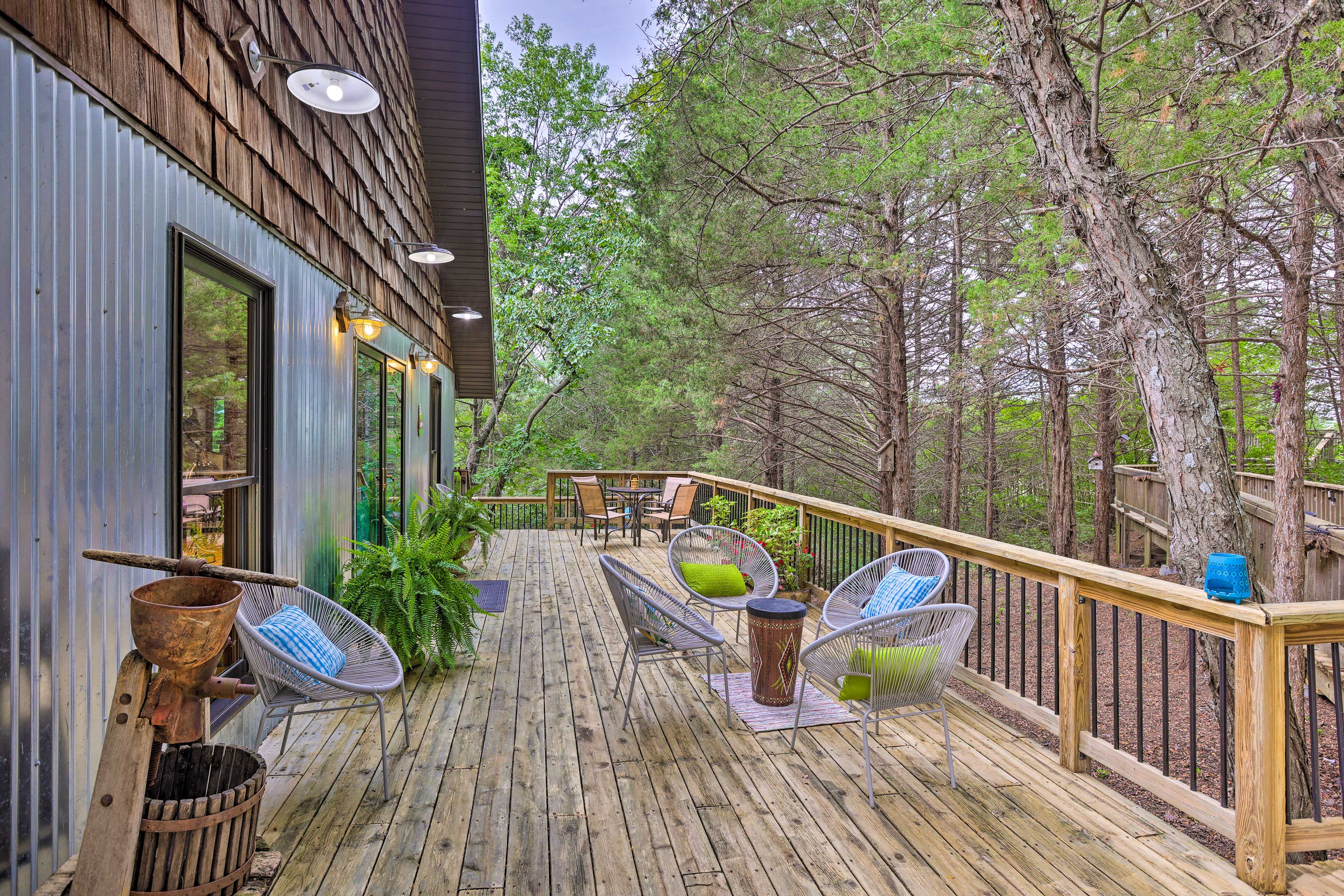 Private Deck