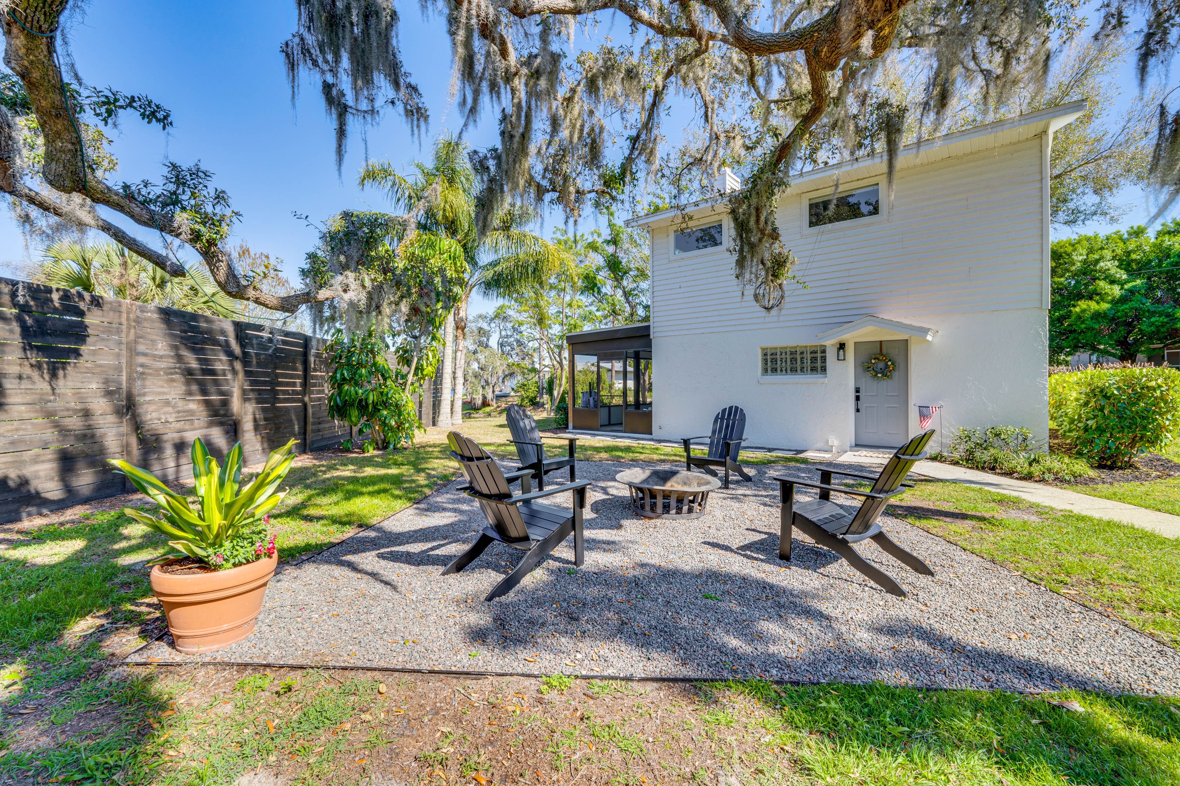 Clermont Vacation Rental | 1BR | 1.5BA | 1,152 Sq Ft | Step-Free Entry