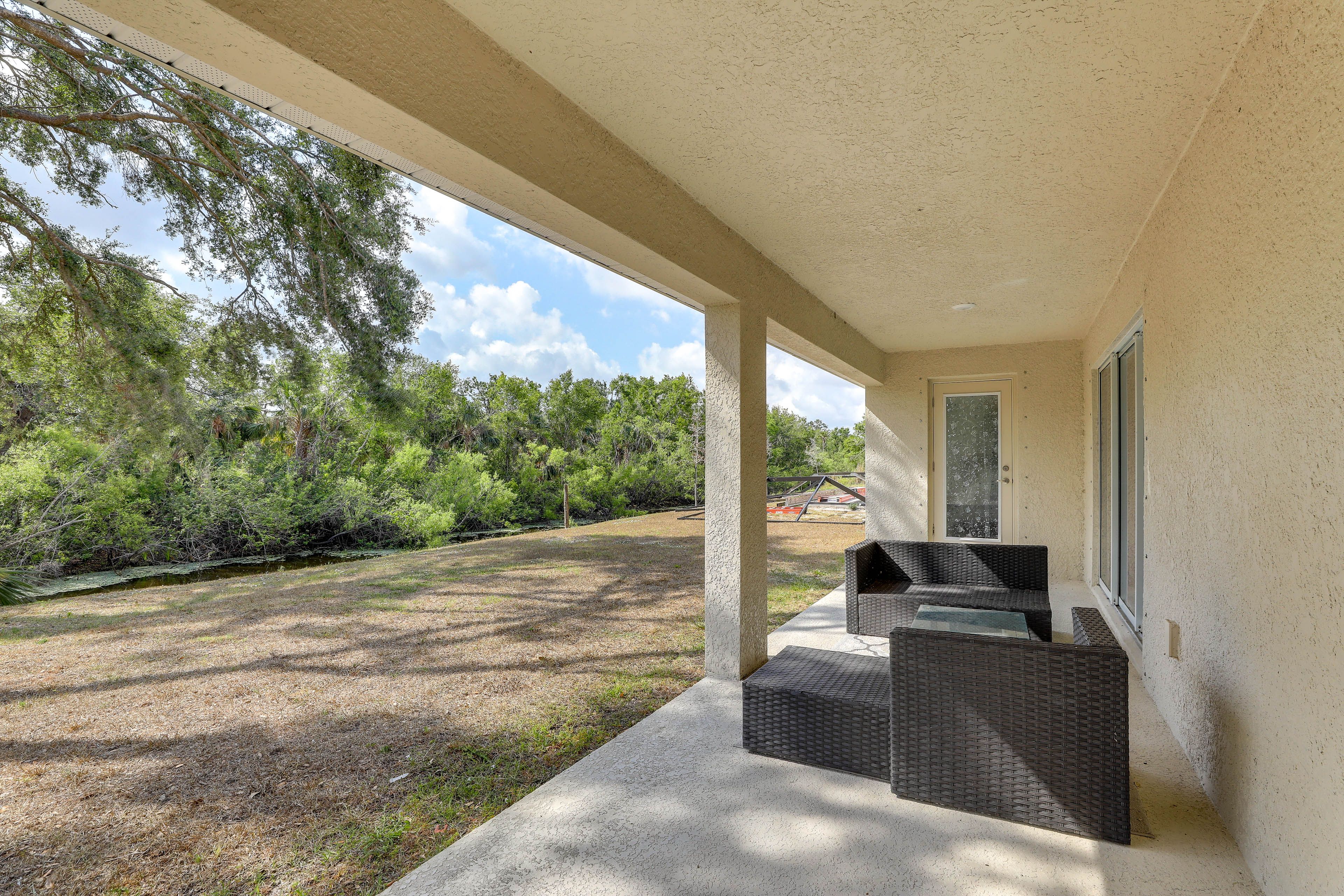Furnished Patio