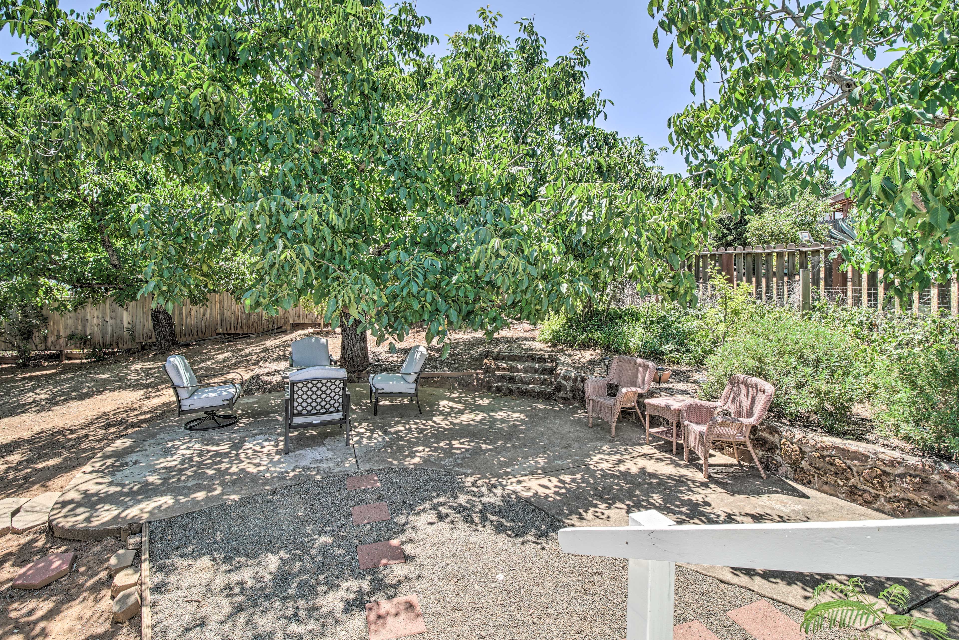 Patio | Gas Fire Pit
