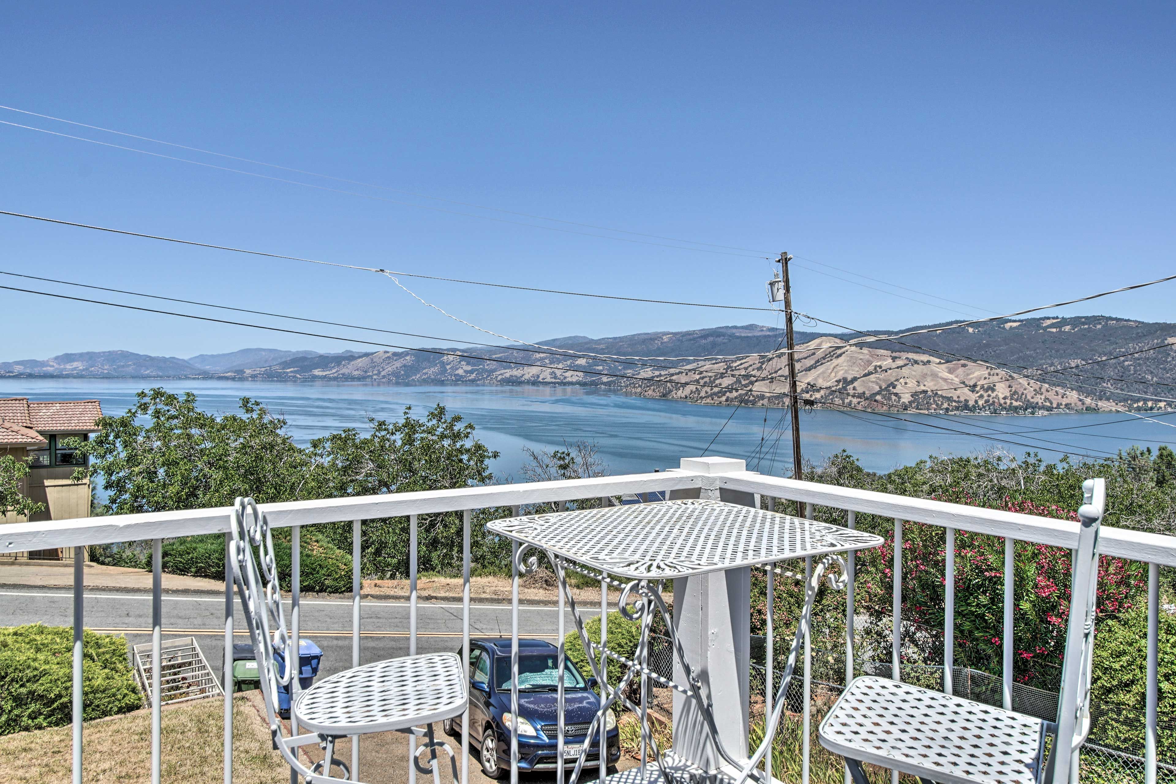 Kelseyville Vacation Rental | 2BR | 2BA | 988 Sq Ft | Stairs Required