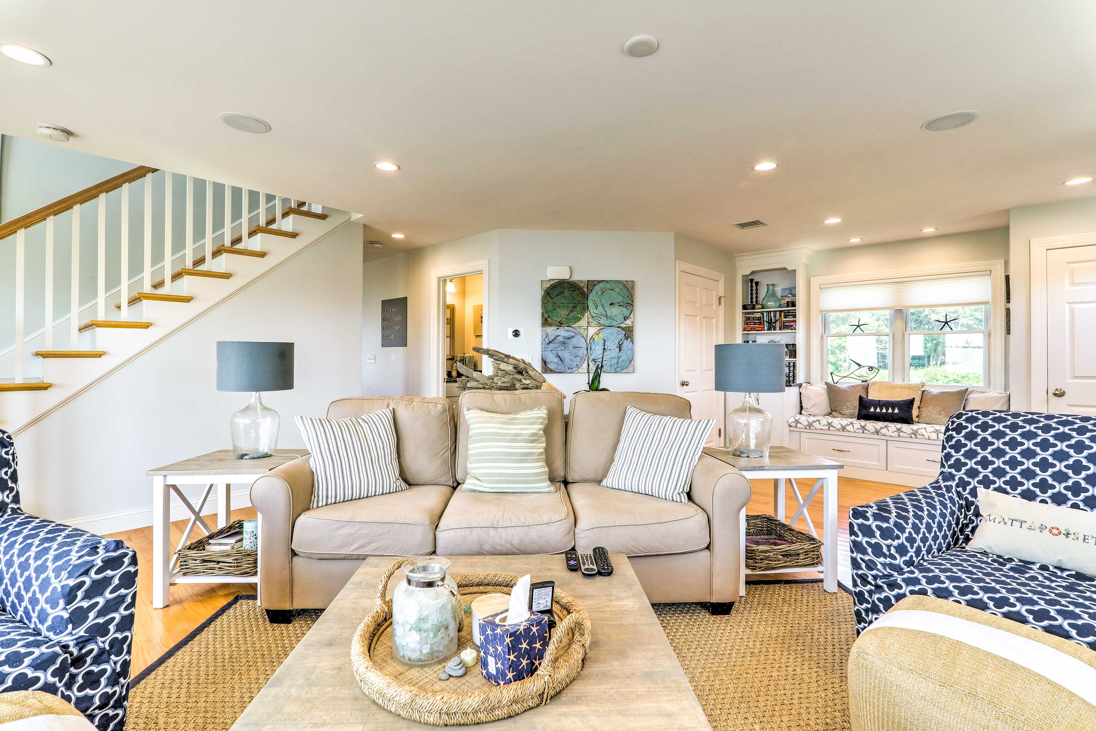 Living Room | 1st Floor | Smart TV | Gas Fireplace | Deck Access