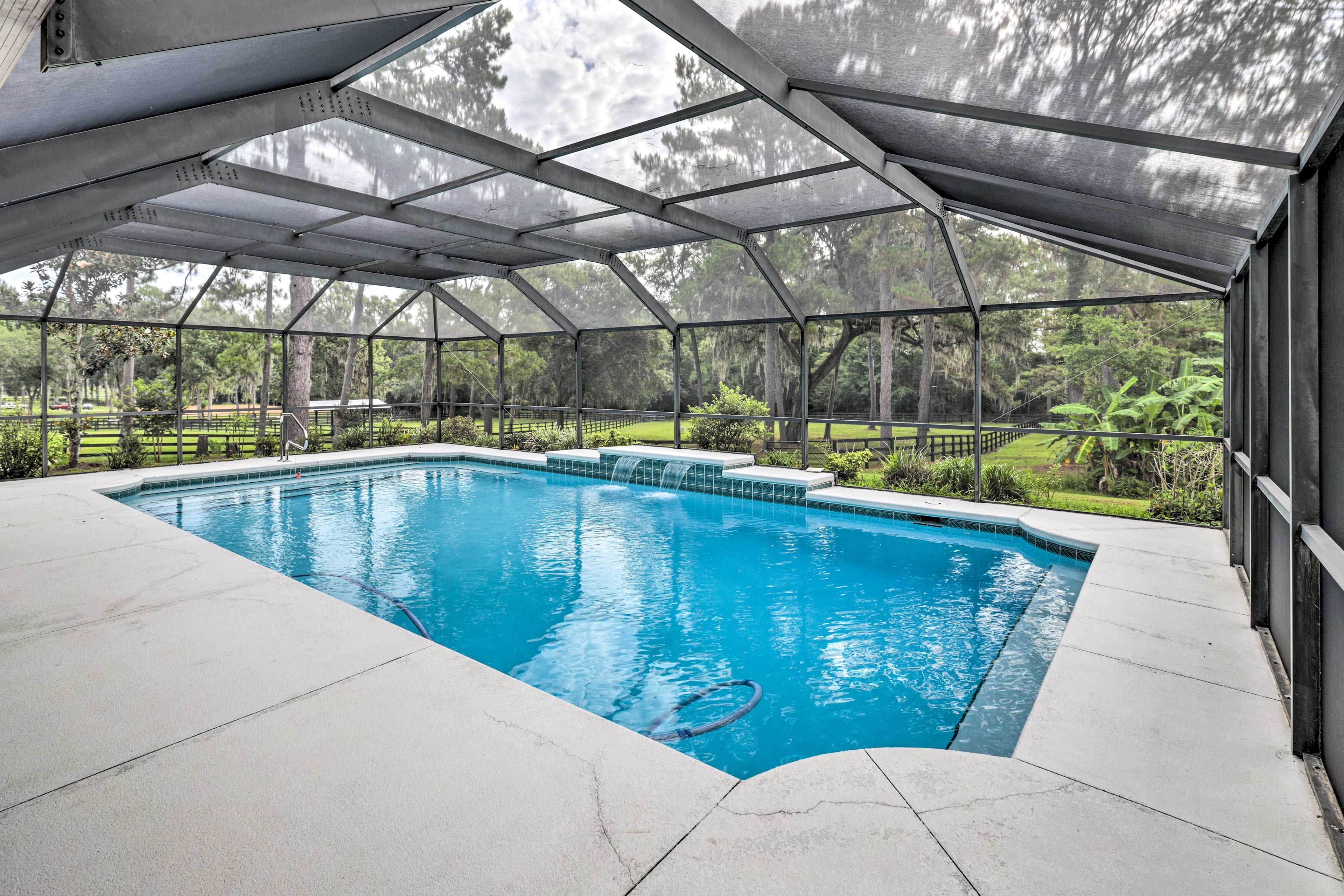 Williston Vacation Rental | 3BR | 2.5BA | 2,000 Sq Ft | 4 Steps to Access