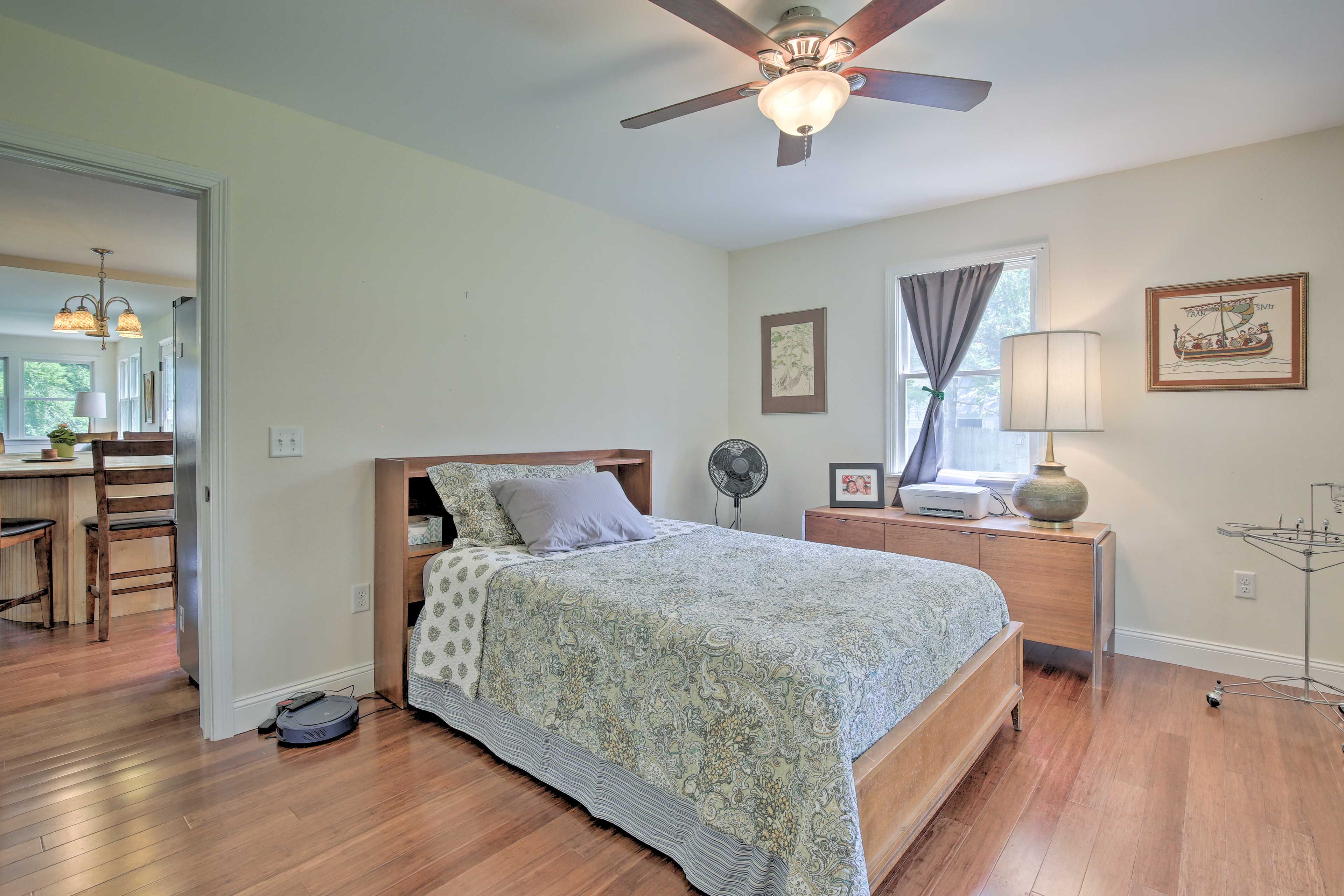 Bedroom 4 | Full Bed | Main Level | En-Suite Bathroom