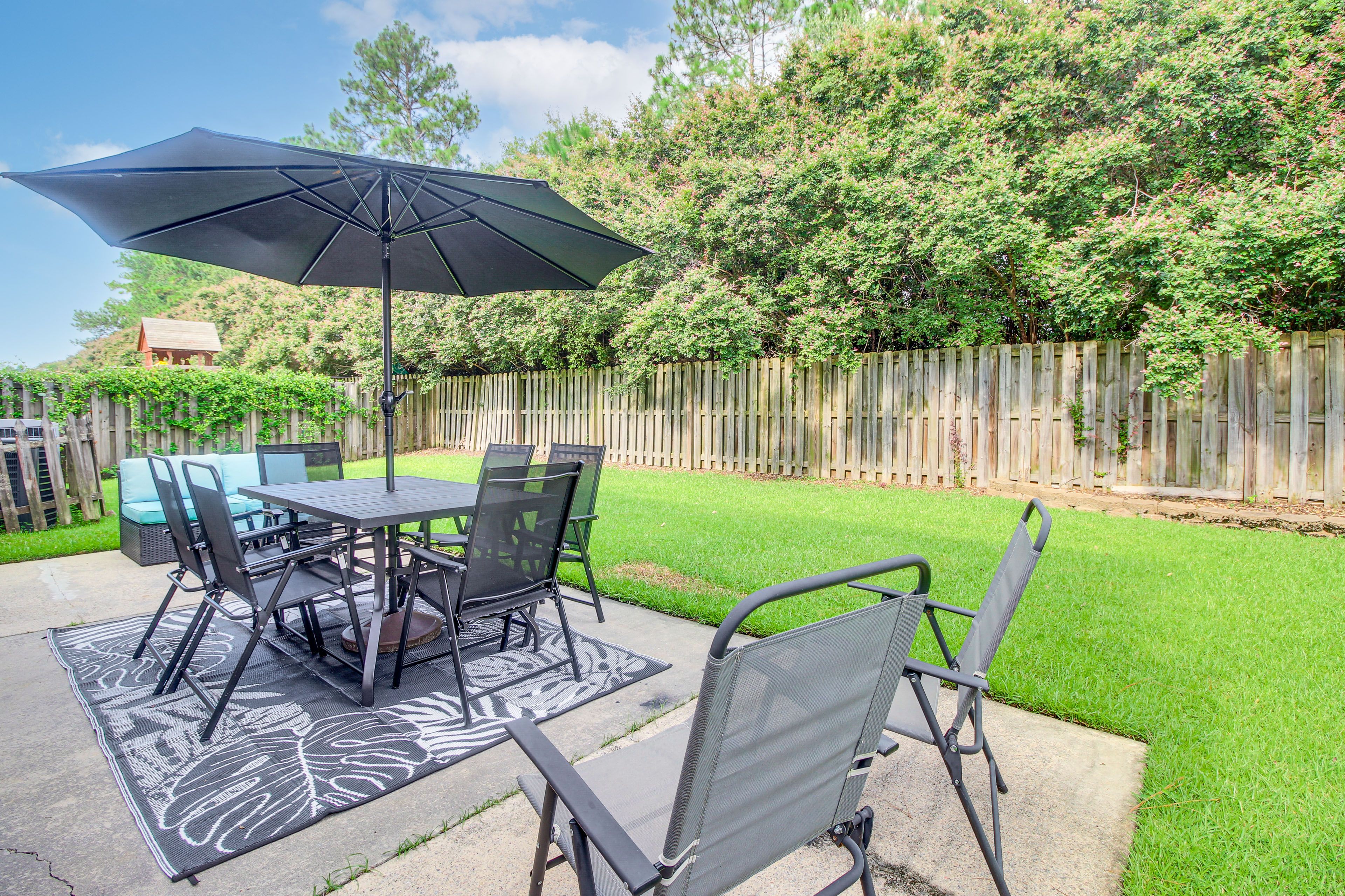 Backyard | Patio Area