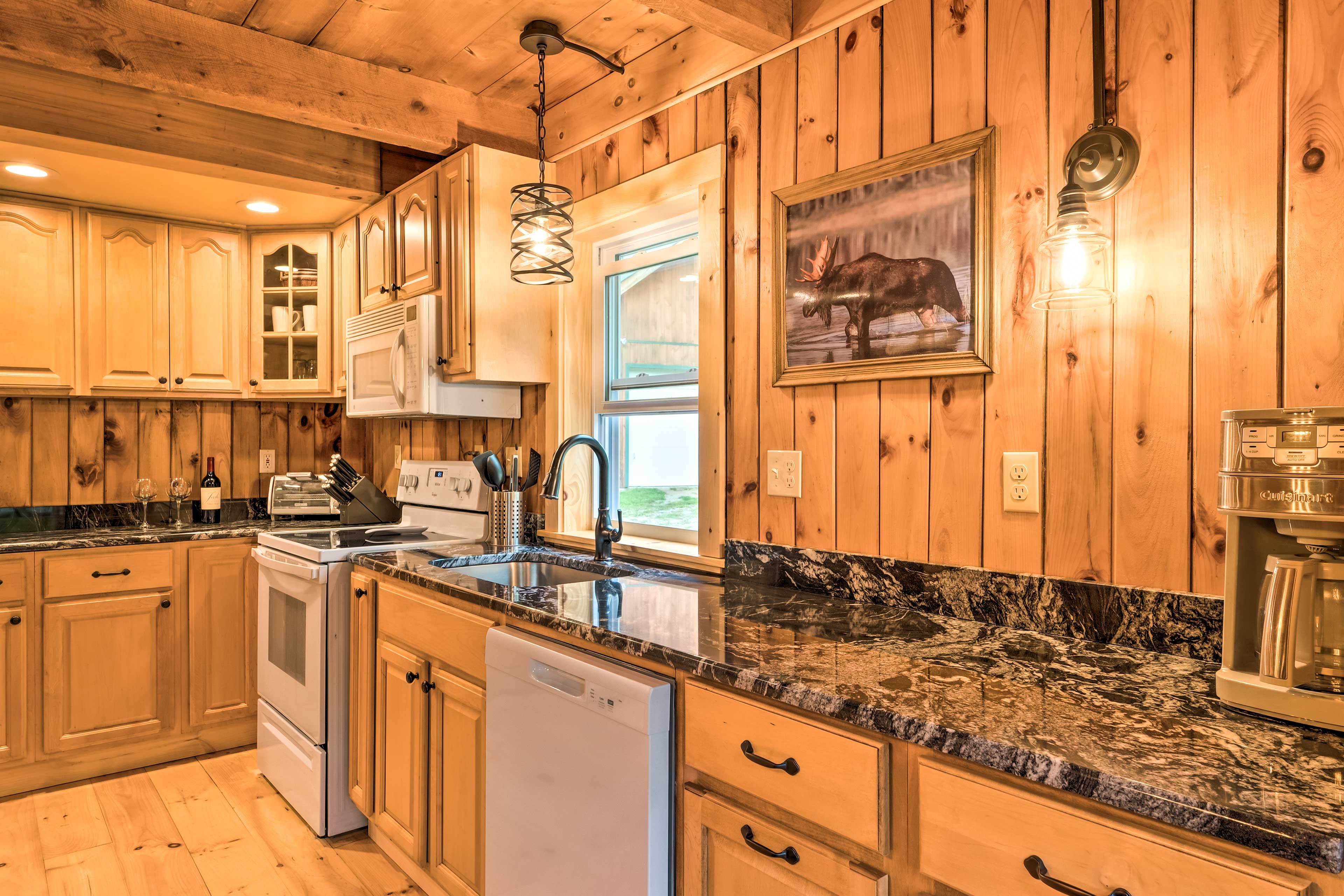 Kitchen | Cooking Basics | Coffee Maker | Paper Towels/Trash Bags Provided