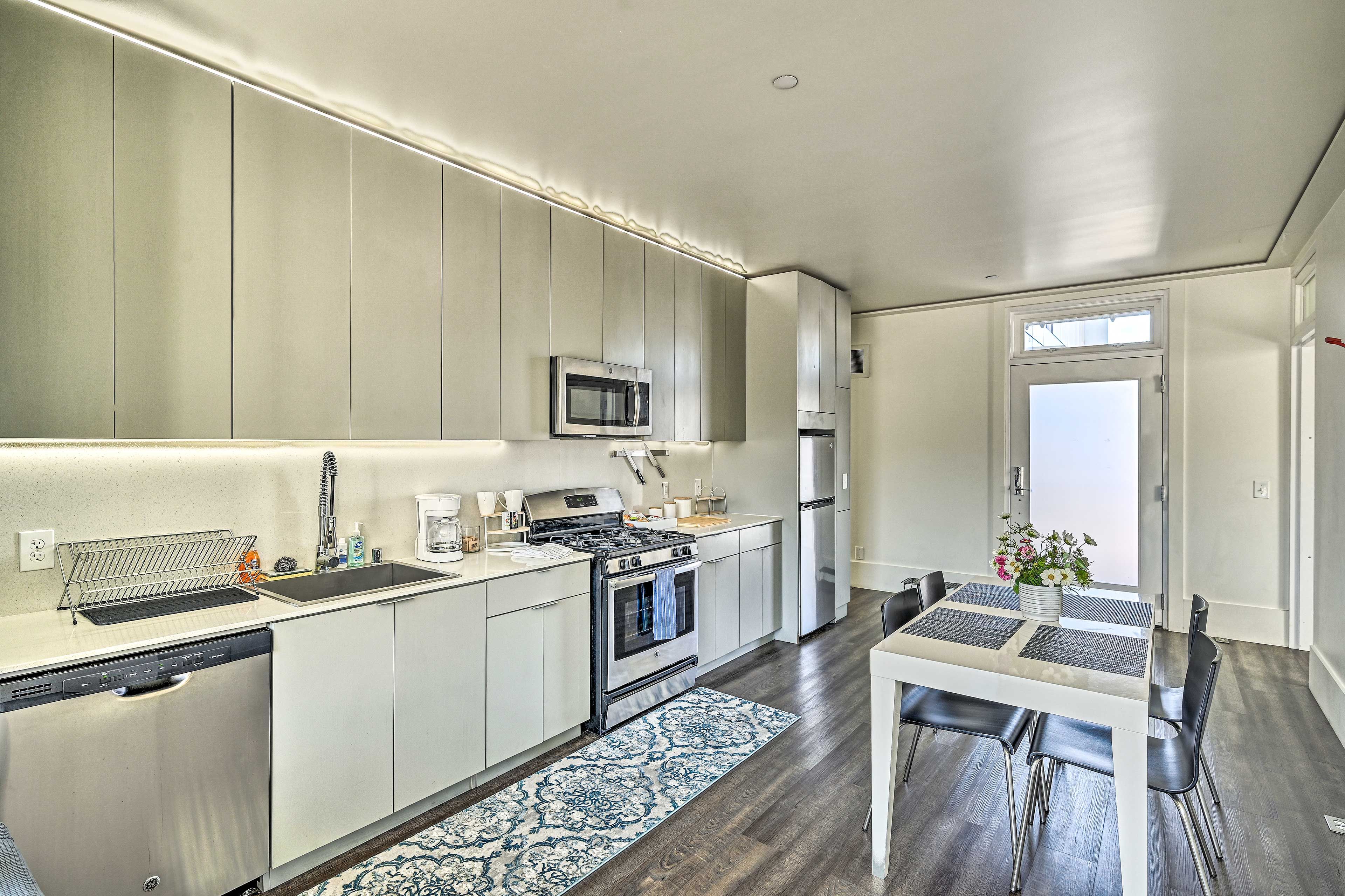 Kitchen | Cooking Basics Provided