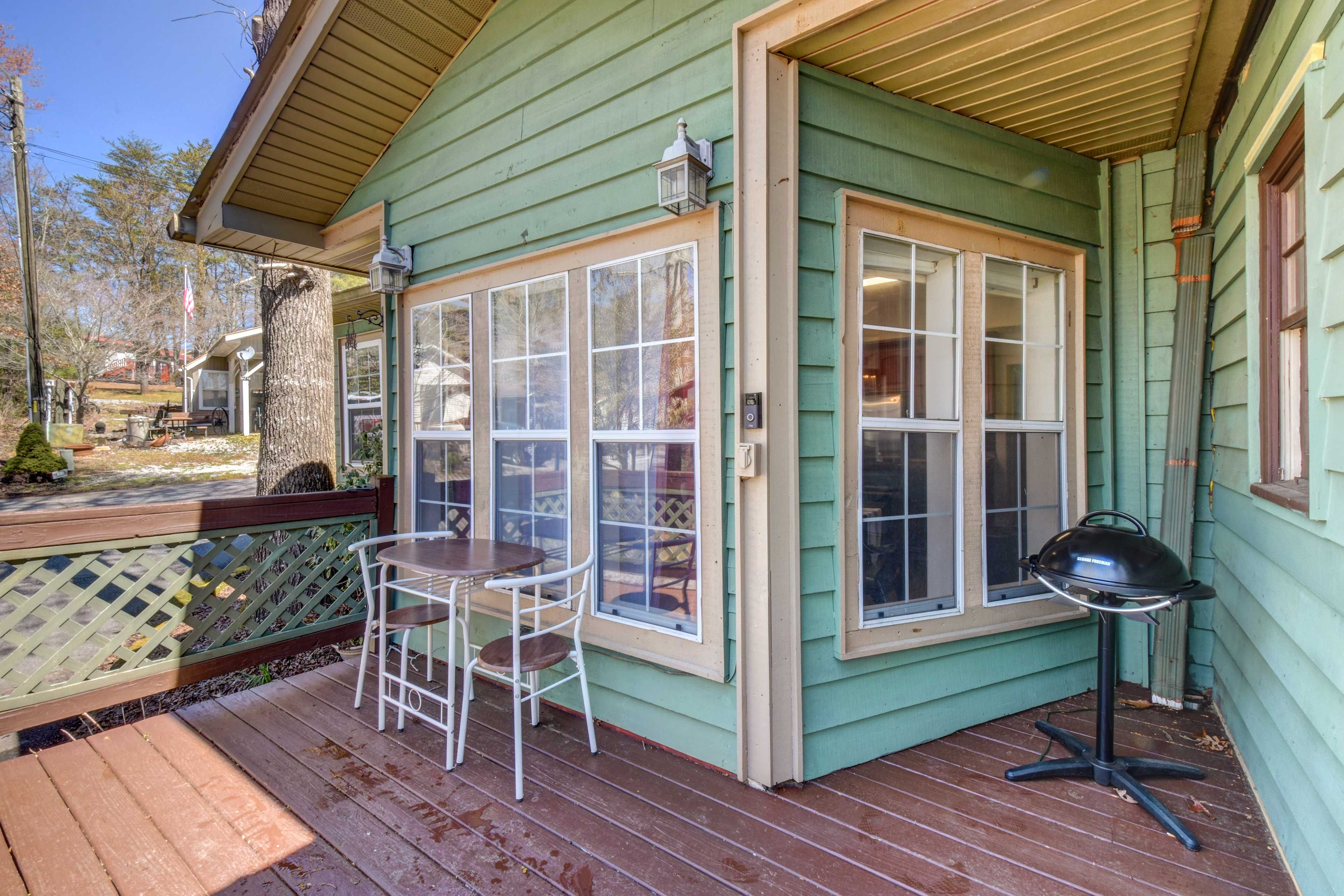 Cabin Exterior | Furnished Deck
