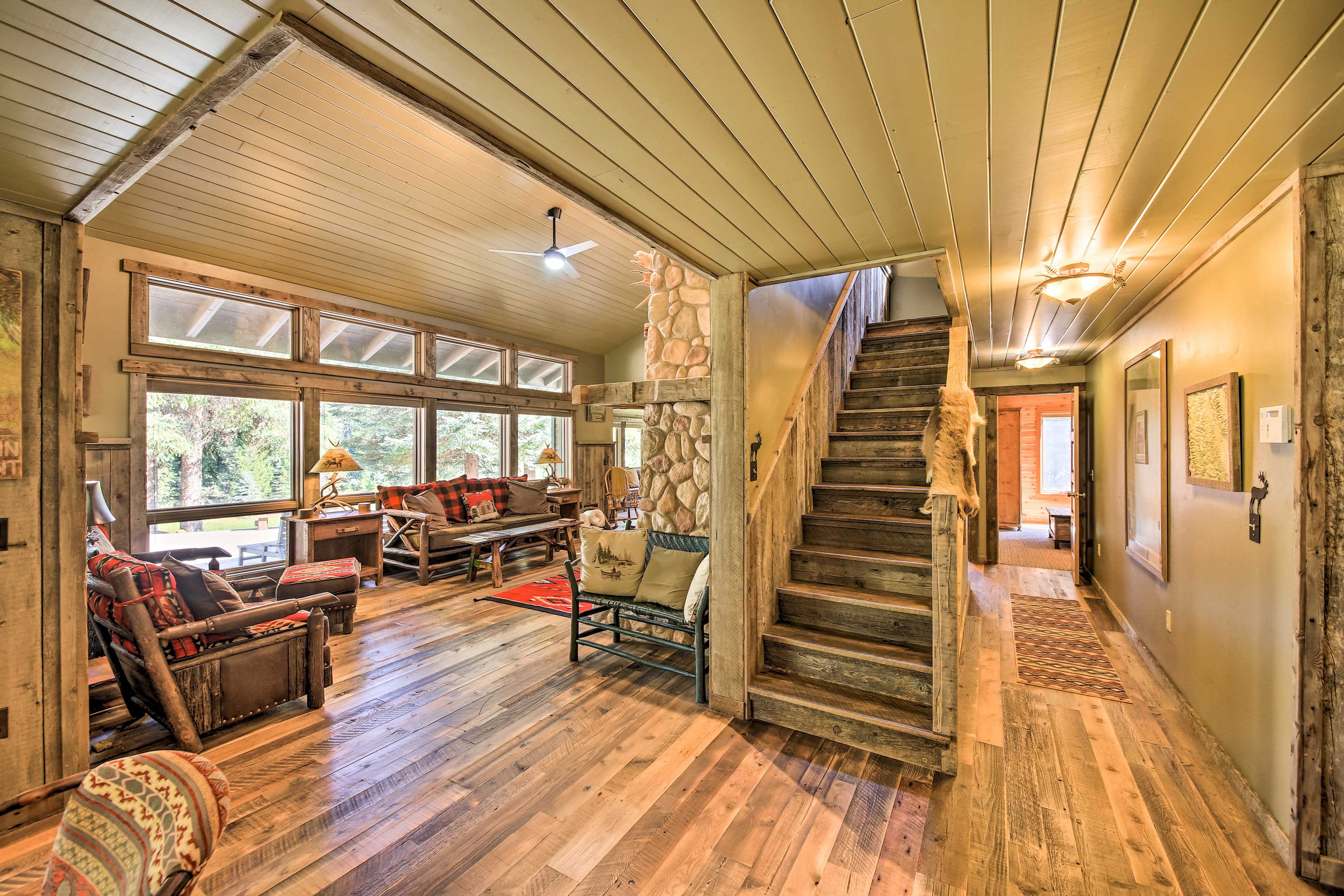 Stairs to 2nd Floor
