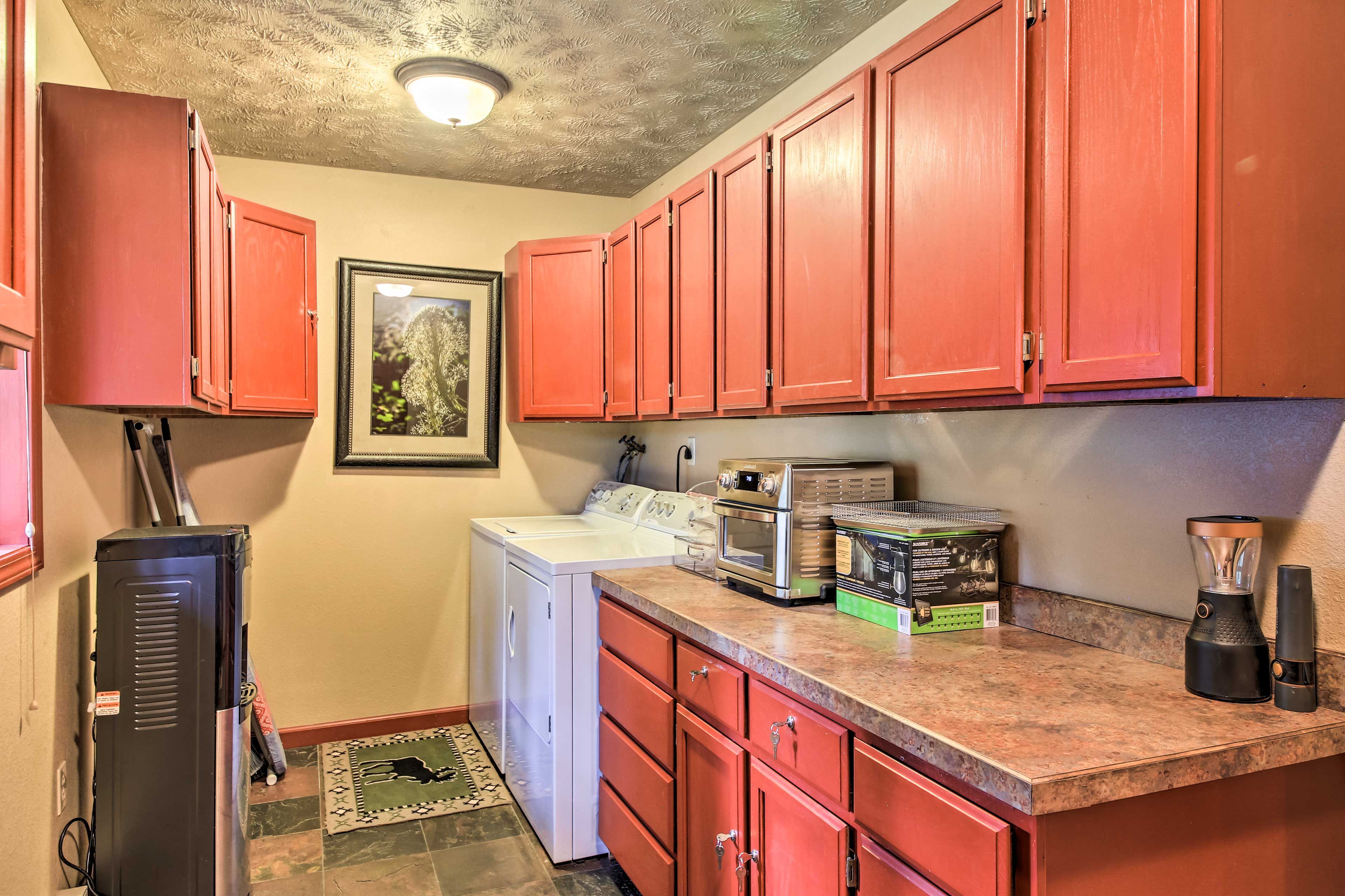 'Double Barrel Bar' | Laundry Room | Washer + Dryer