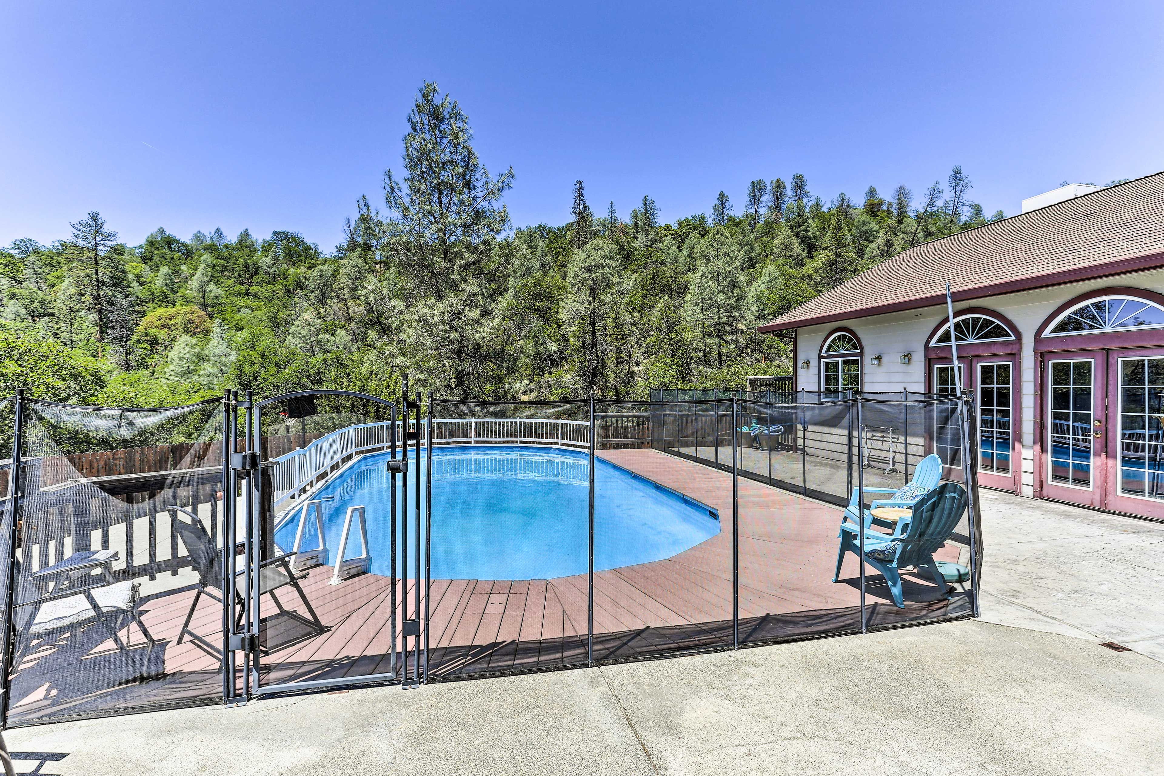 Seasonal Pool