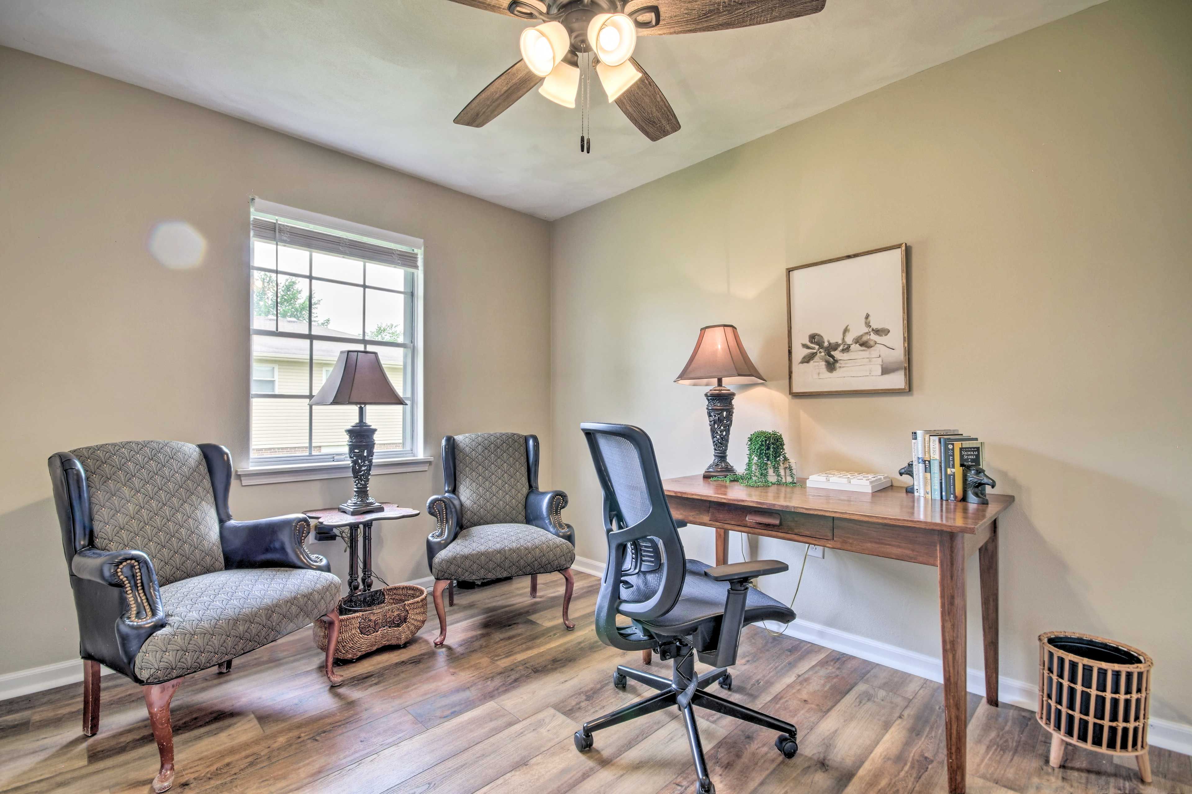 Home Office | Free WiFi