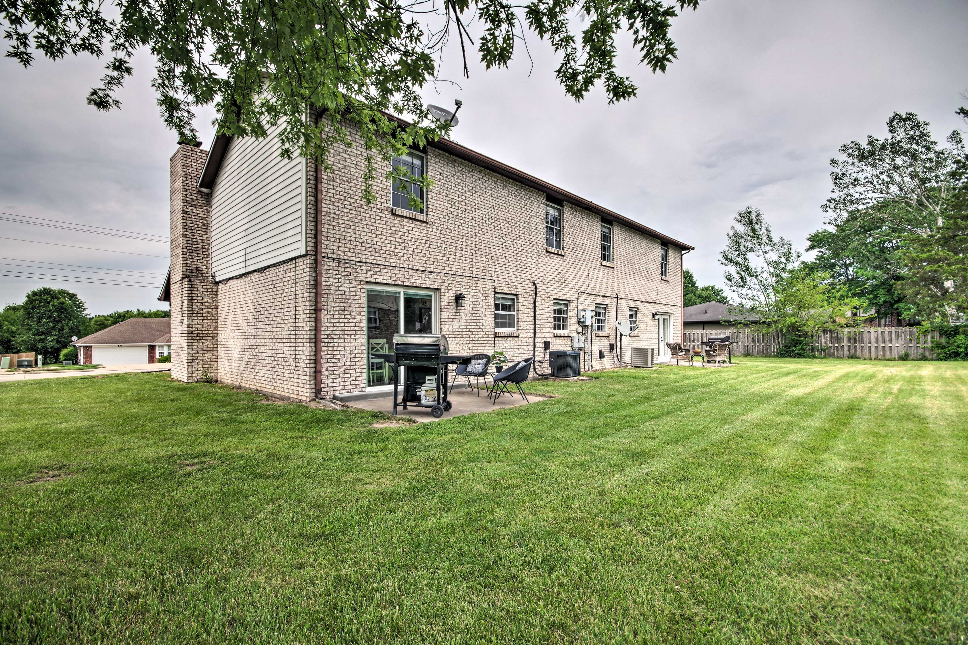 Shared Yard | Duplex Unit