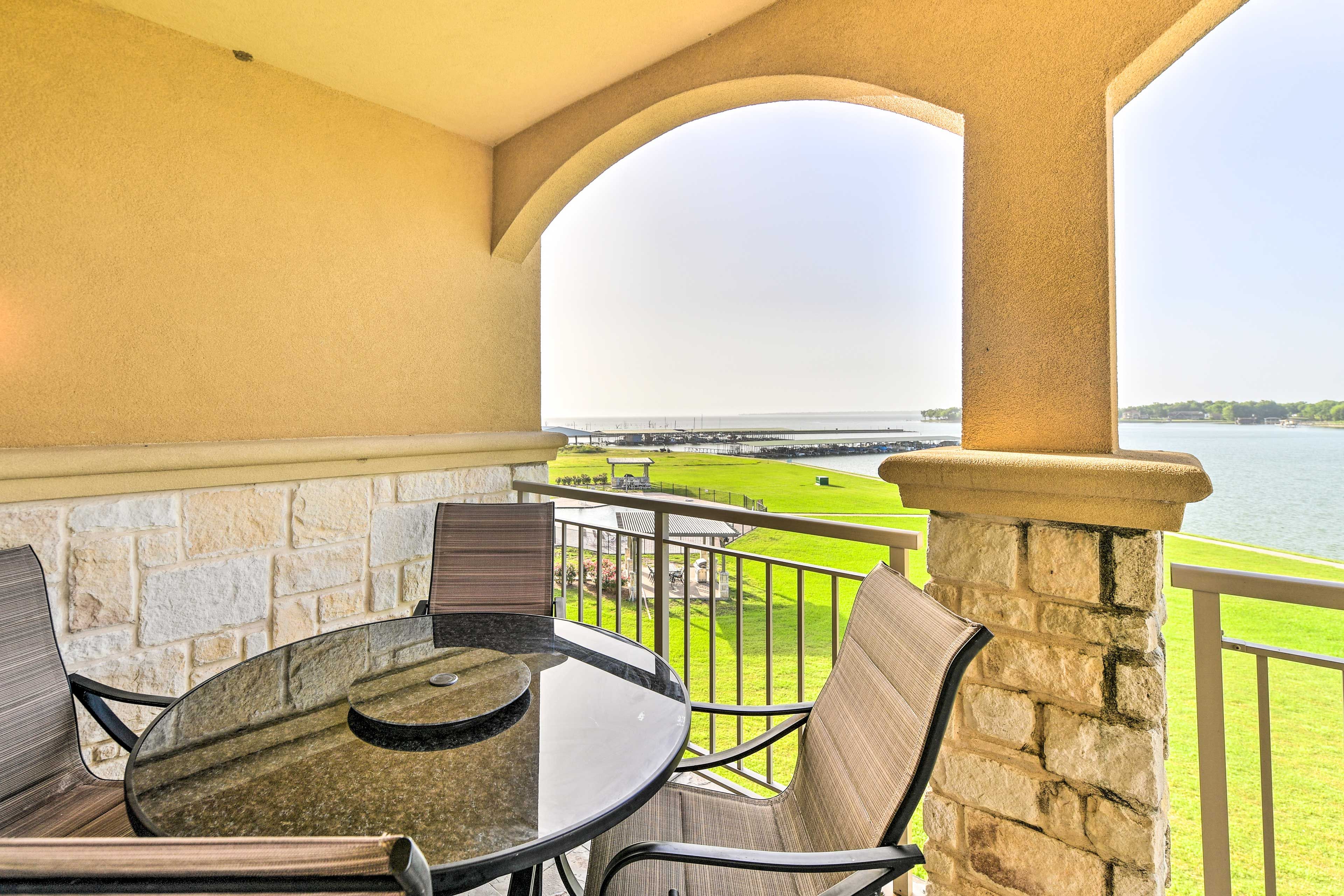 Exterior | Private Balcony