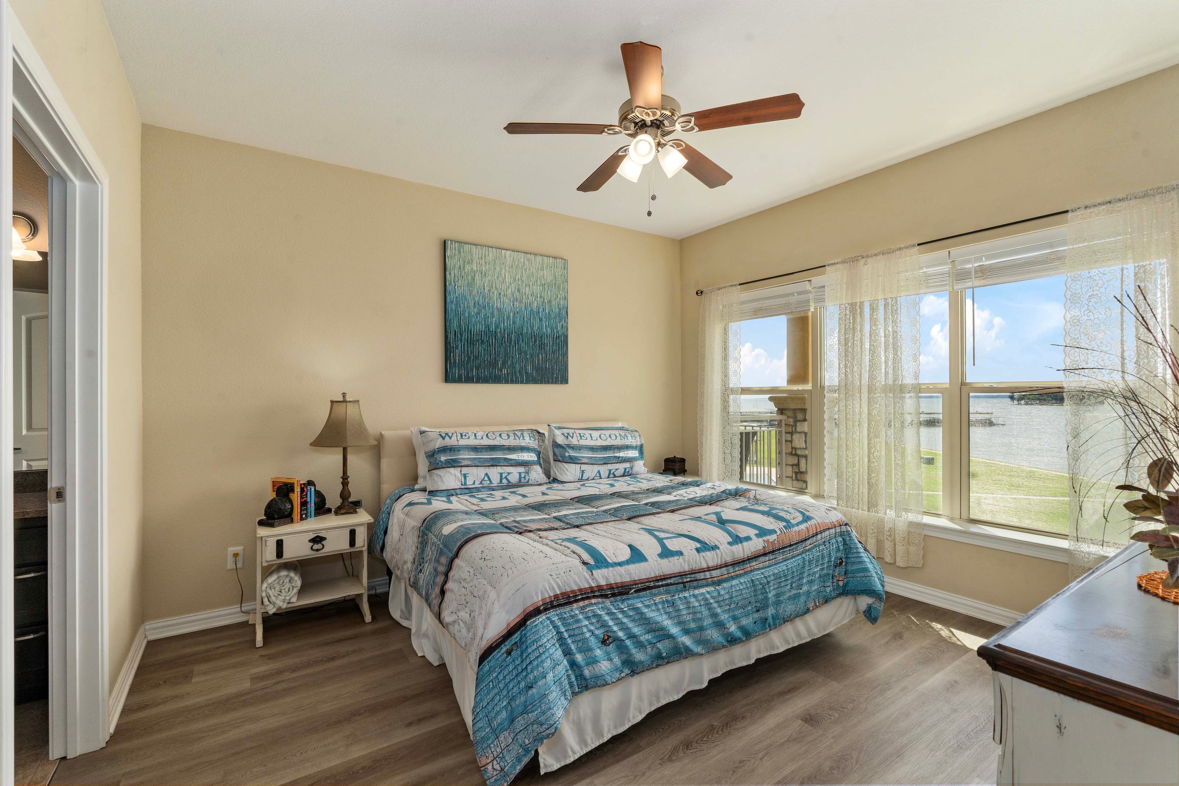 Bedroom 1 | King Bed | En-Suite Bathroom