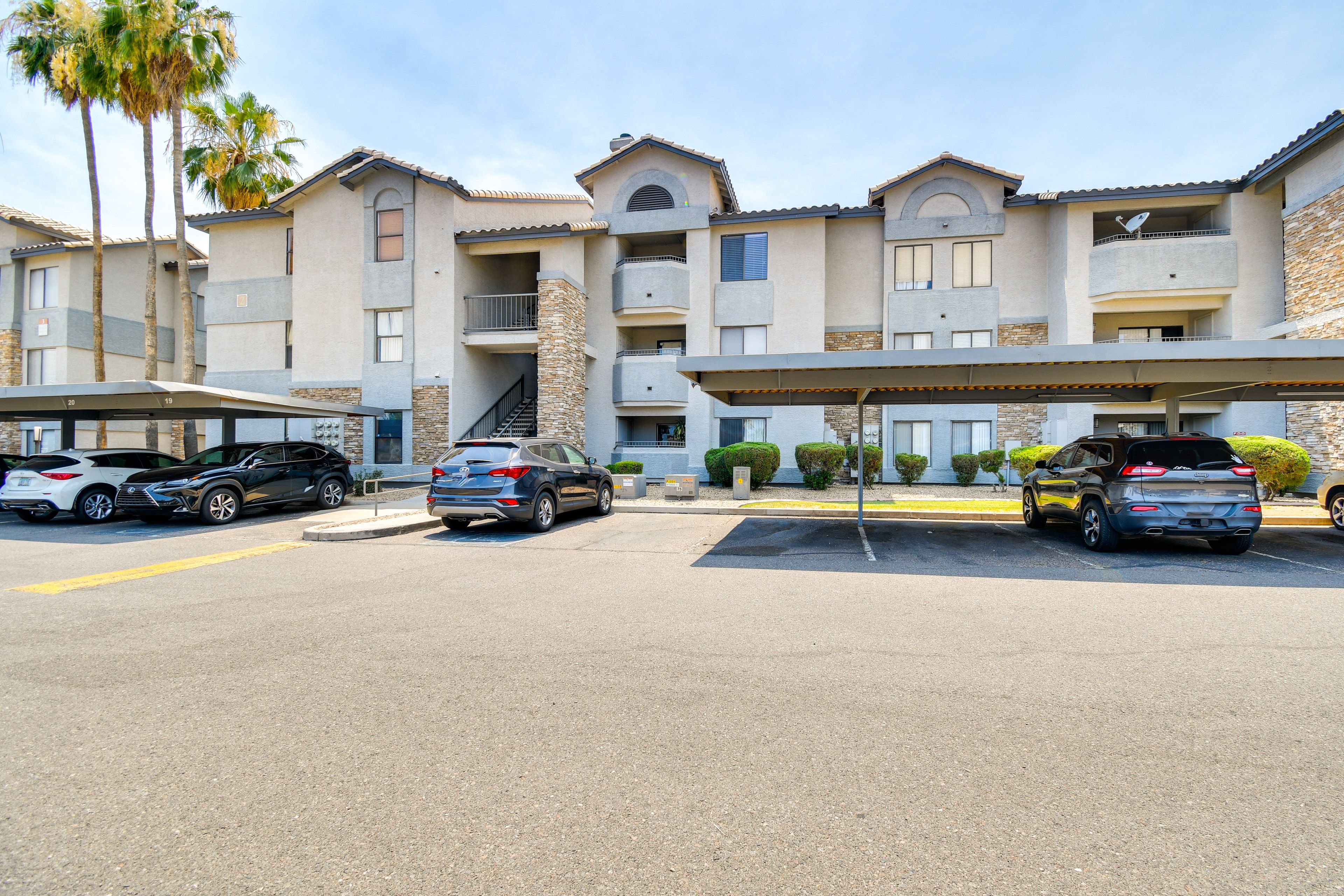 Located in The Dakota at Camelback | Parking Lot (1 Vehicle)