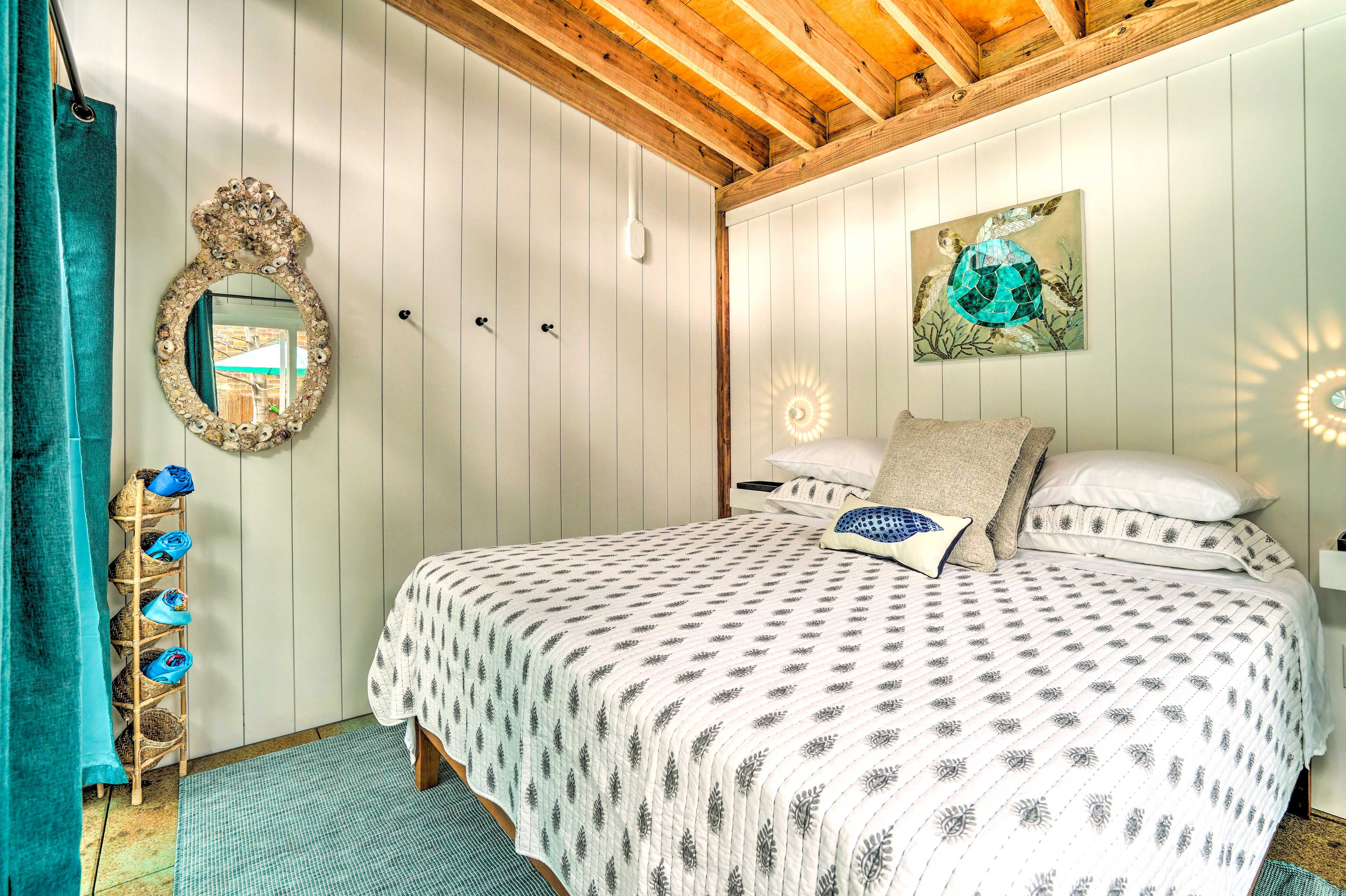 Bedroom | King Bed