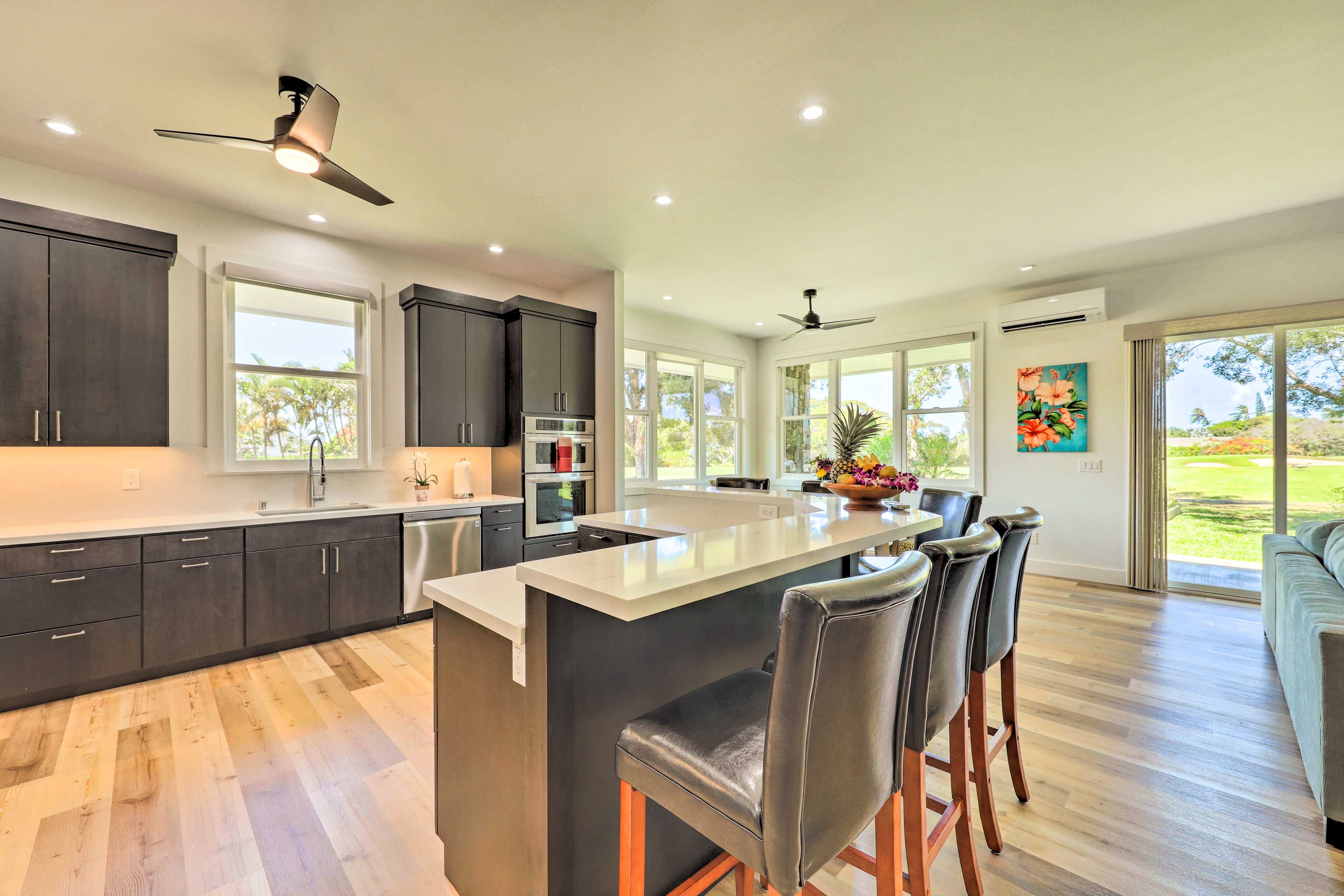 Kitchen | Cooking Basics | Coffee Maker | Paper Towels/Trash Bags Provided