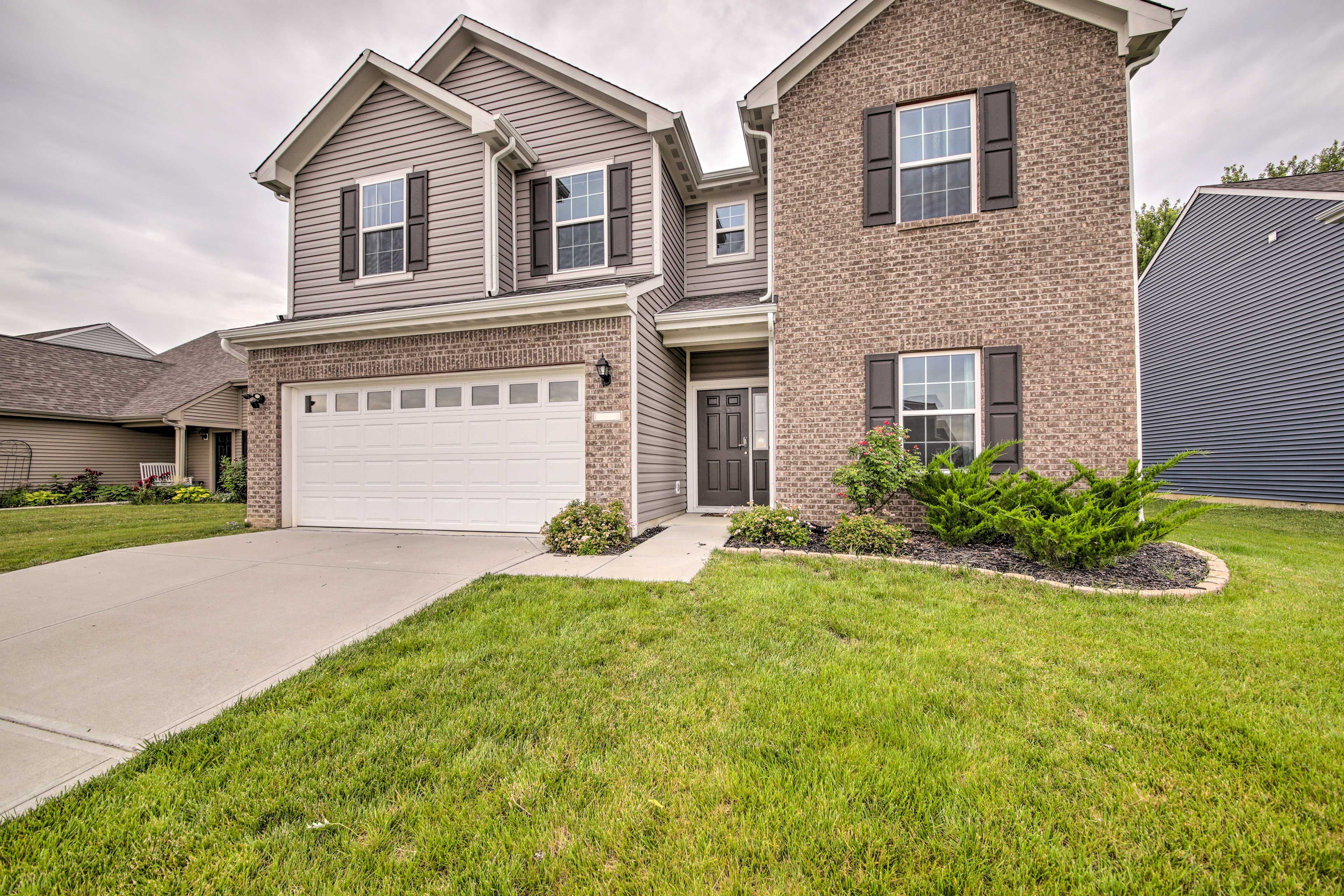 Greenwood Vacation Rental | 4BR | 2.5BA | 2,390 Sq Ft | Stairs Required