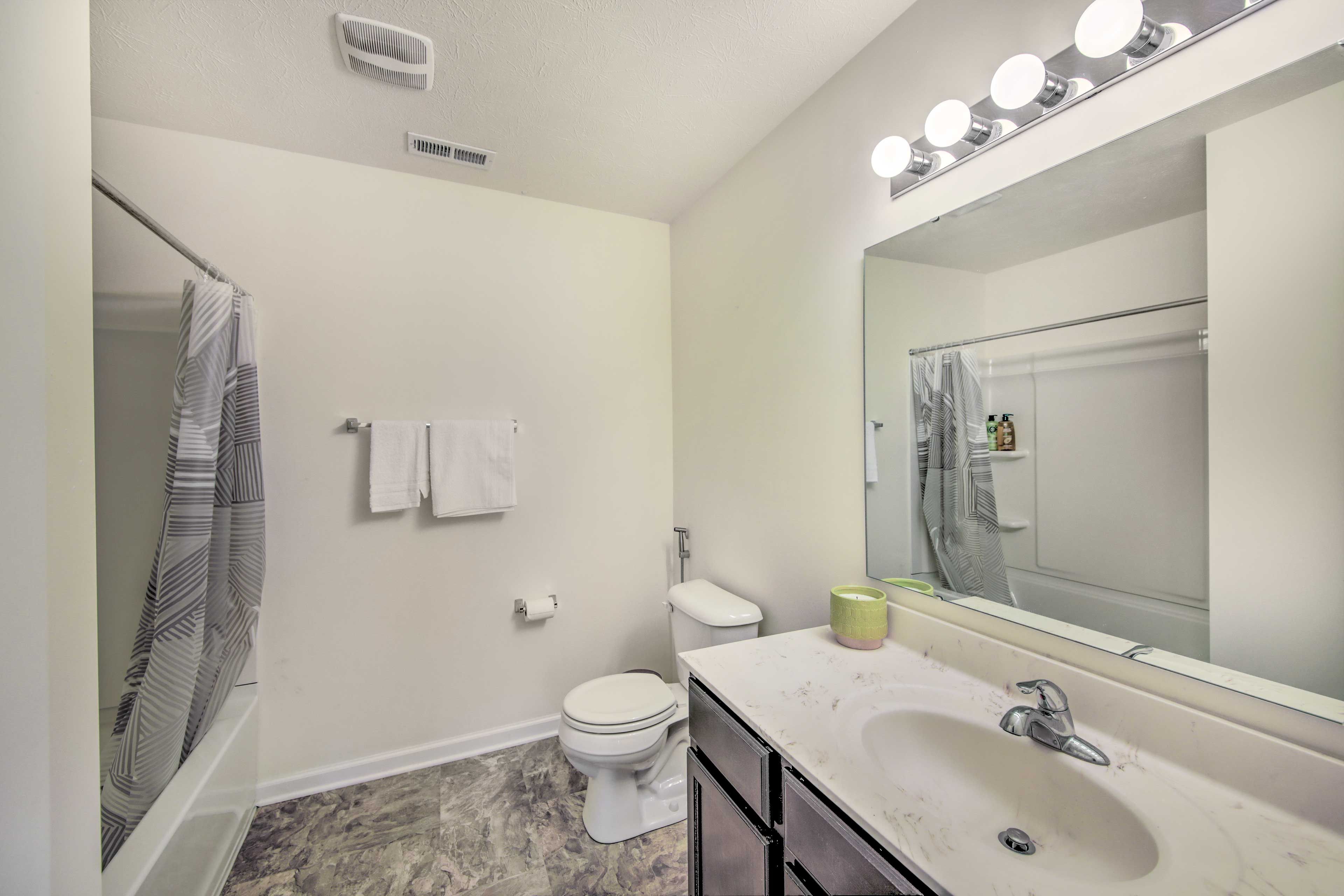 Full Bath | Hair Dryer