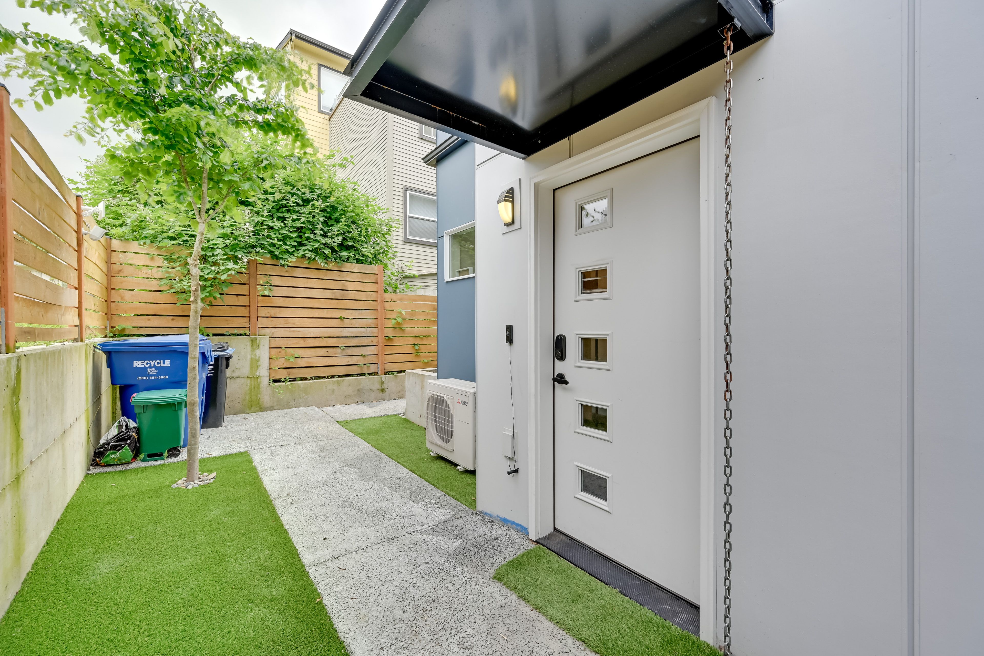 Front Entry | Keyless Entry | 2 External Security Cameras (Facing Out)