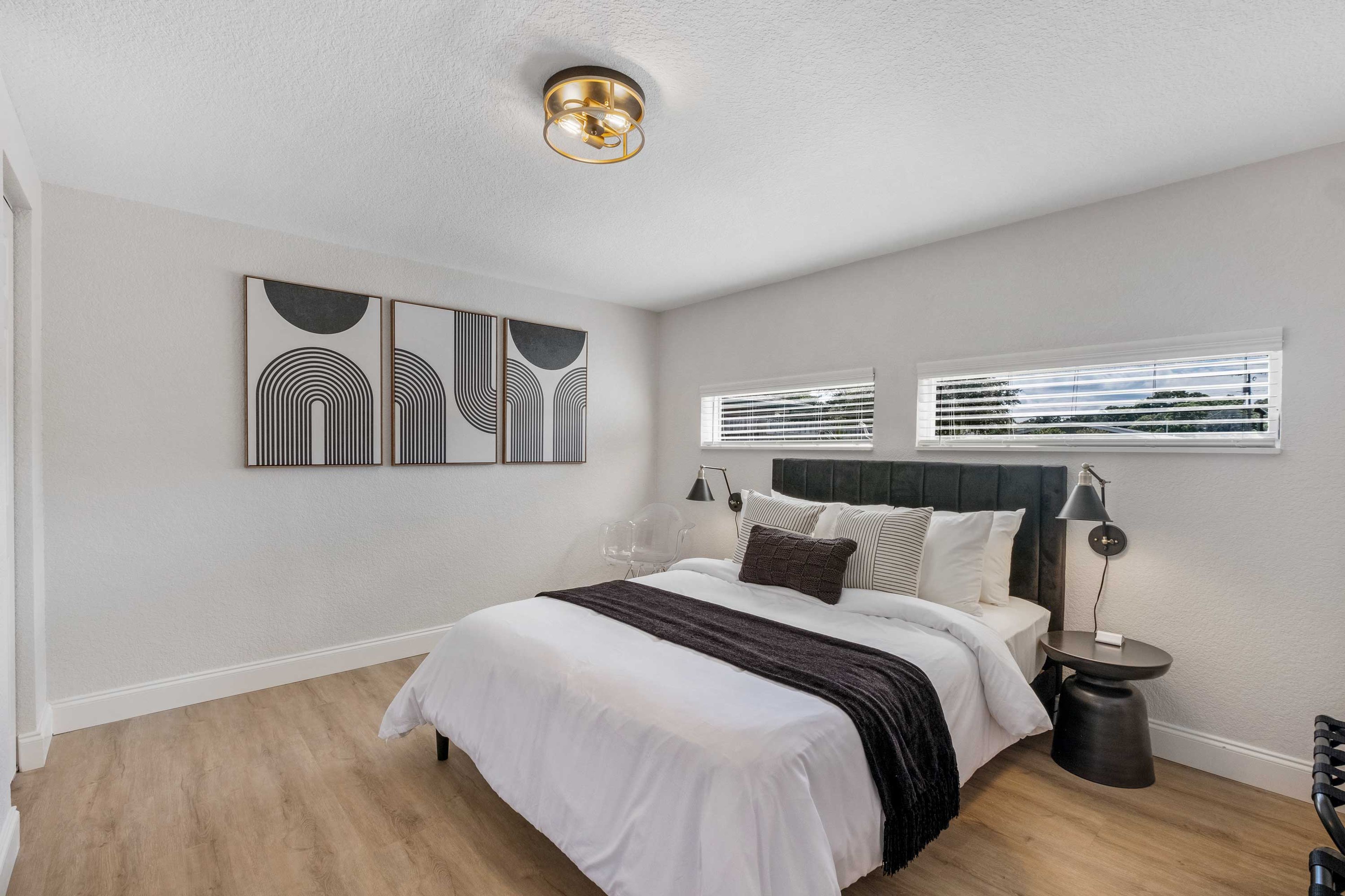 Bedroom 2 | Queen Bed