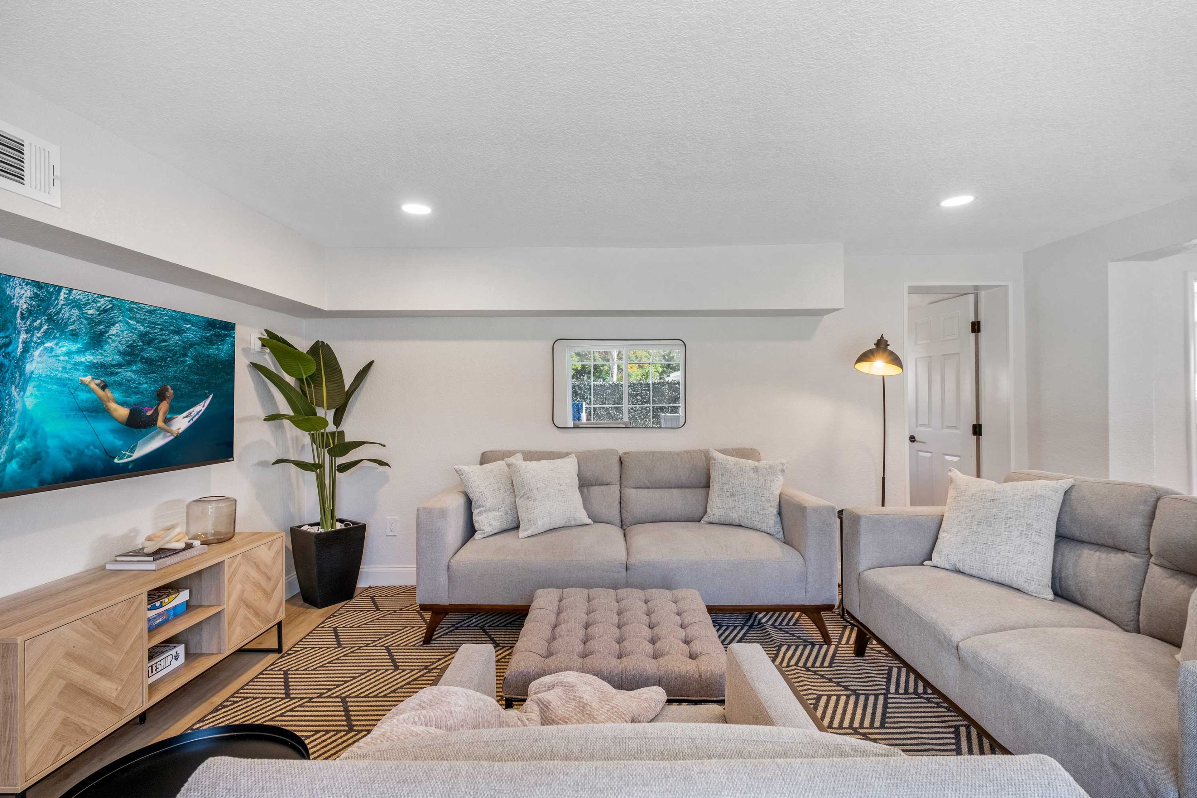 Living Room | Keyless Entry