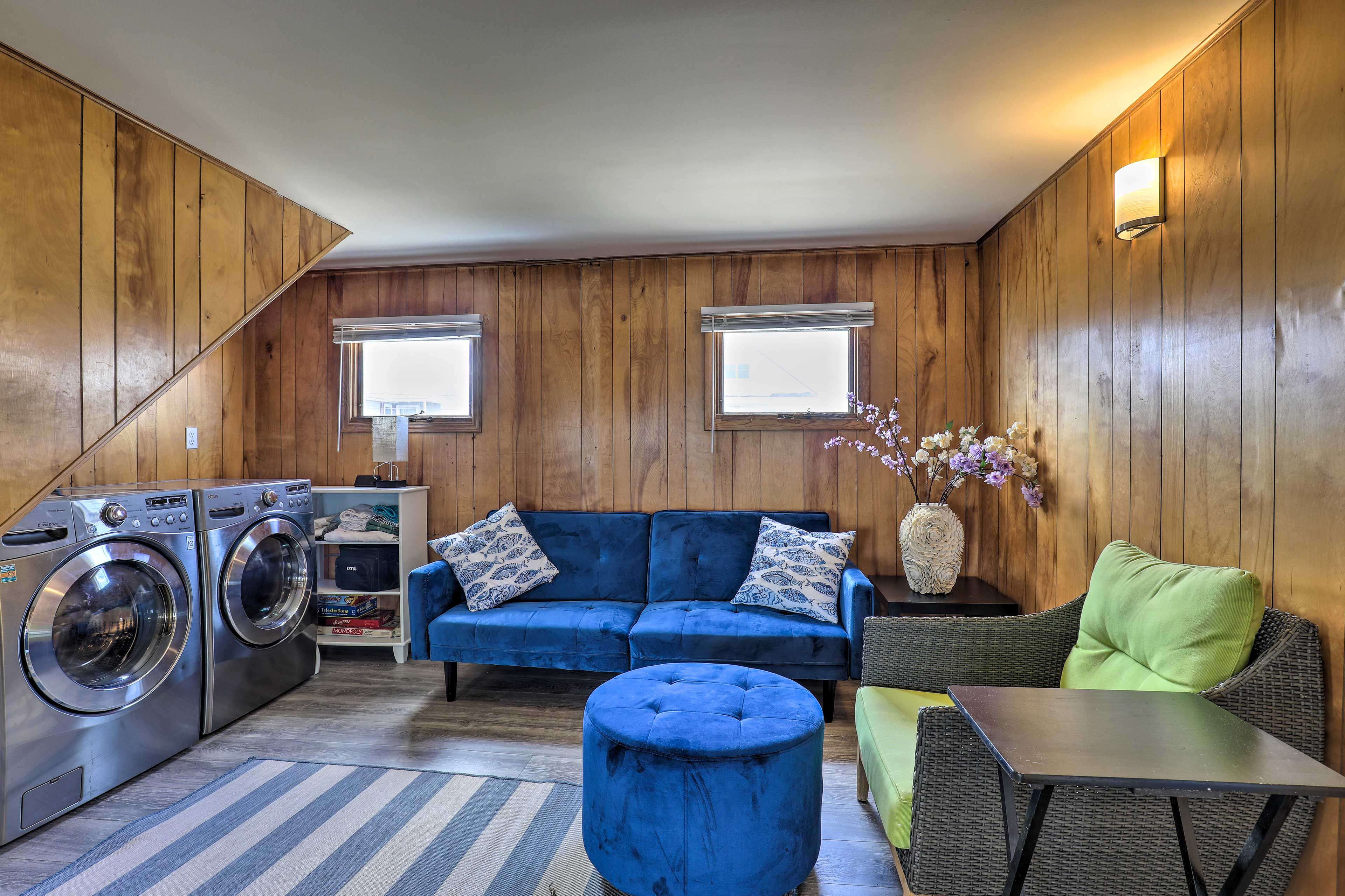 Living Room | In-Unit Laundry