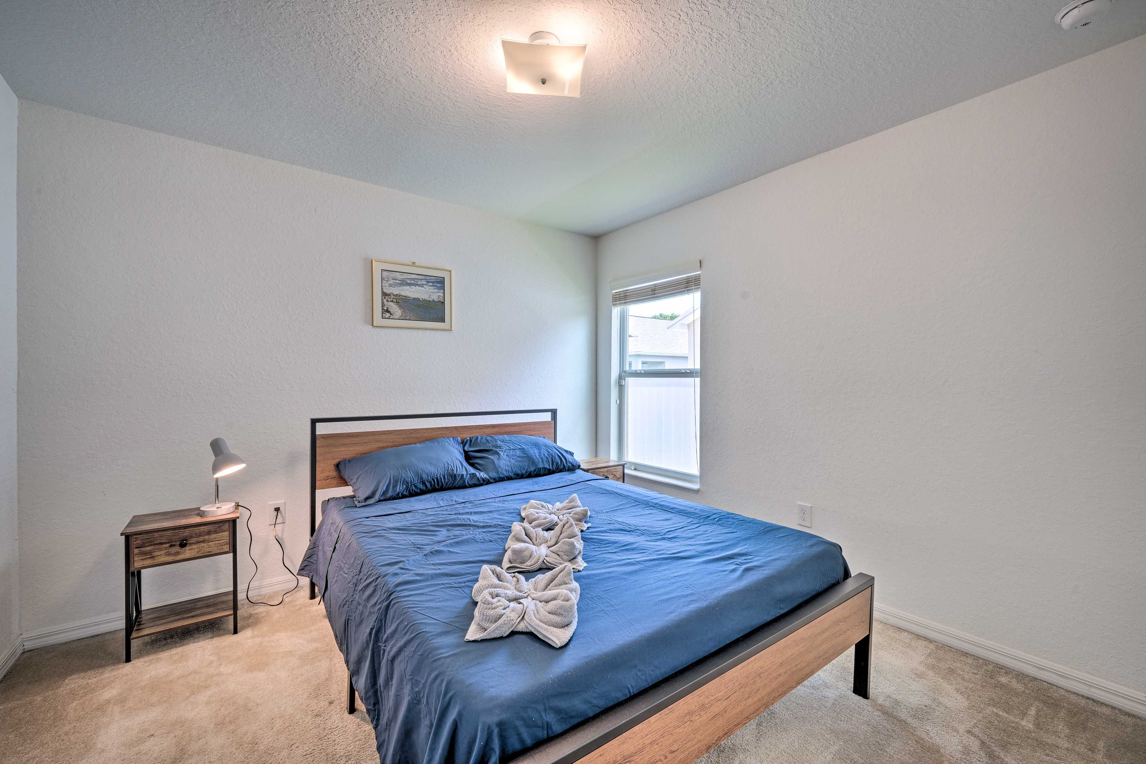 Bedroom 2 | Queen Bed | Linens Provided