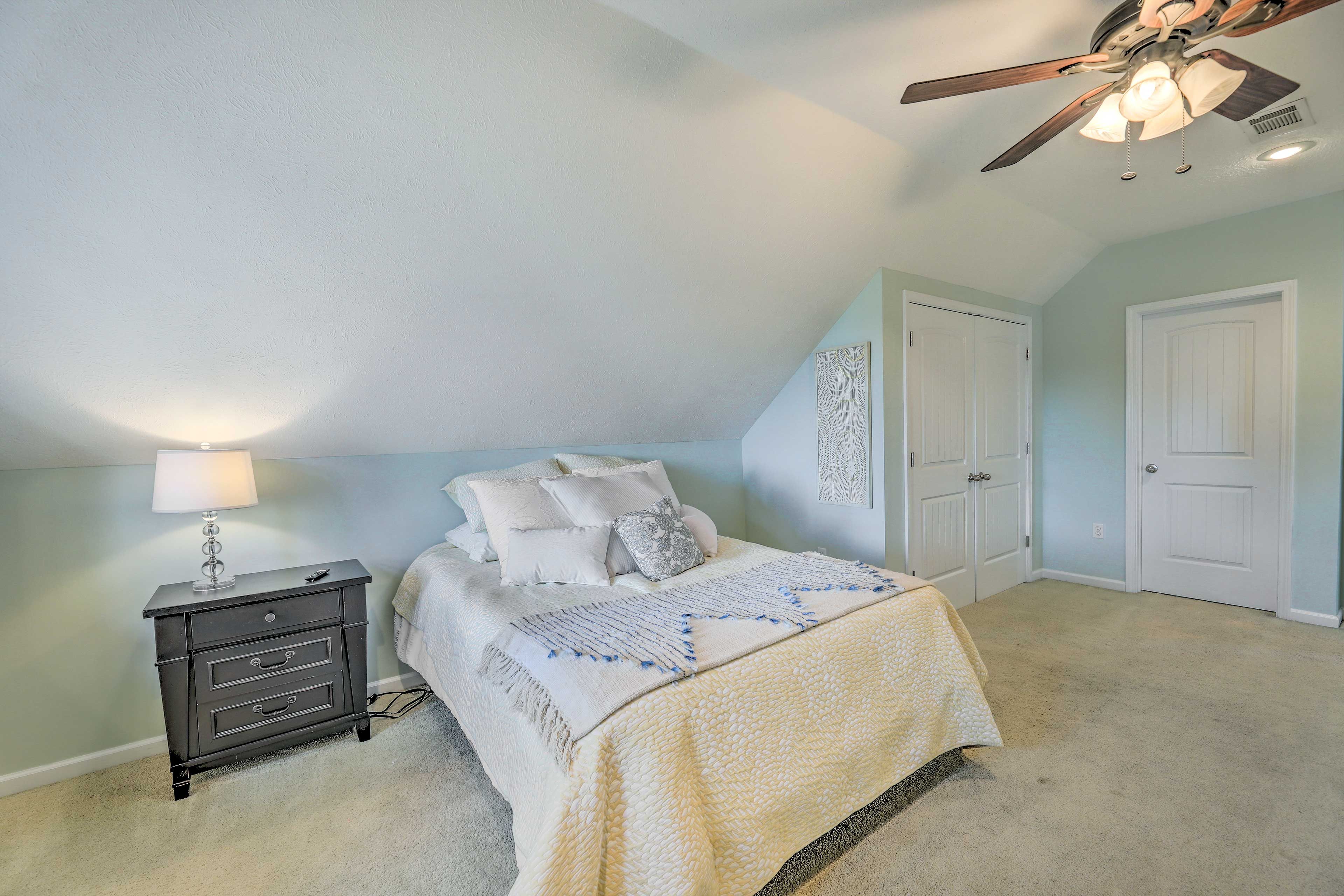 Bedroom 4 | Full Bed | 2nd Floor | Stairs Required