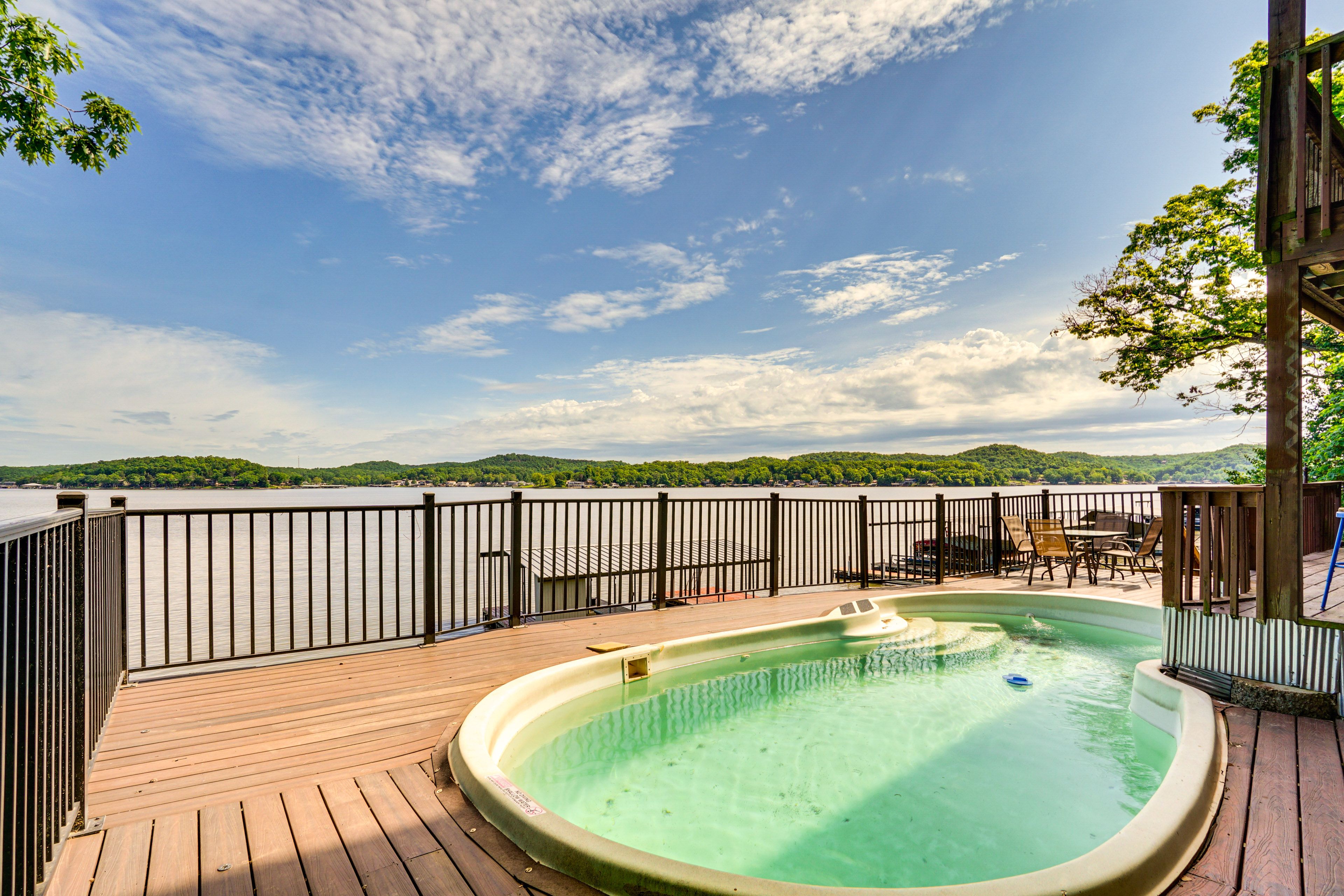 Private Seasonal Pool | Lake Views