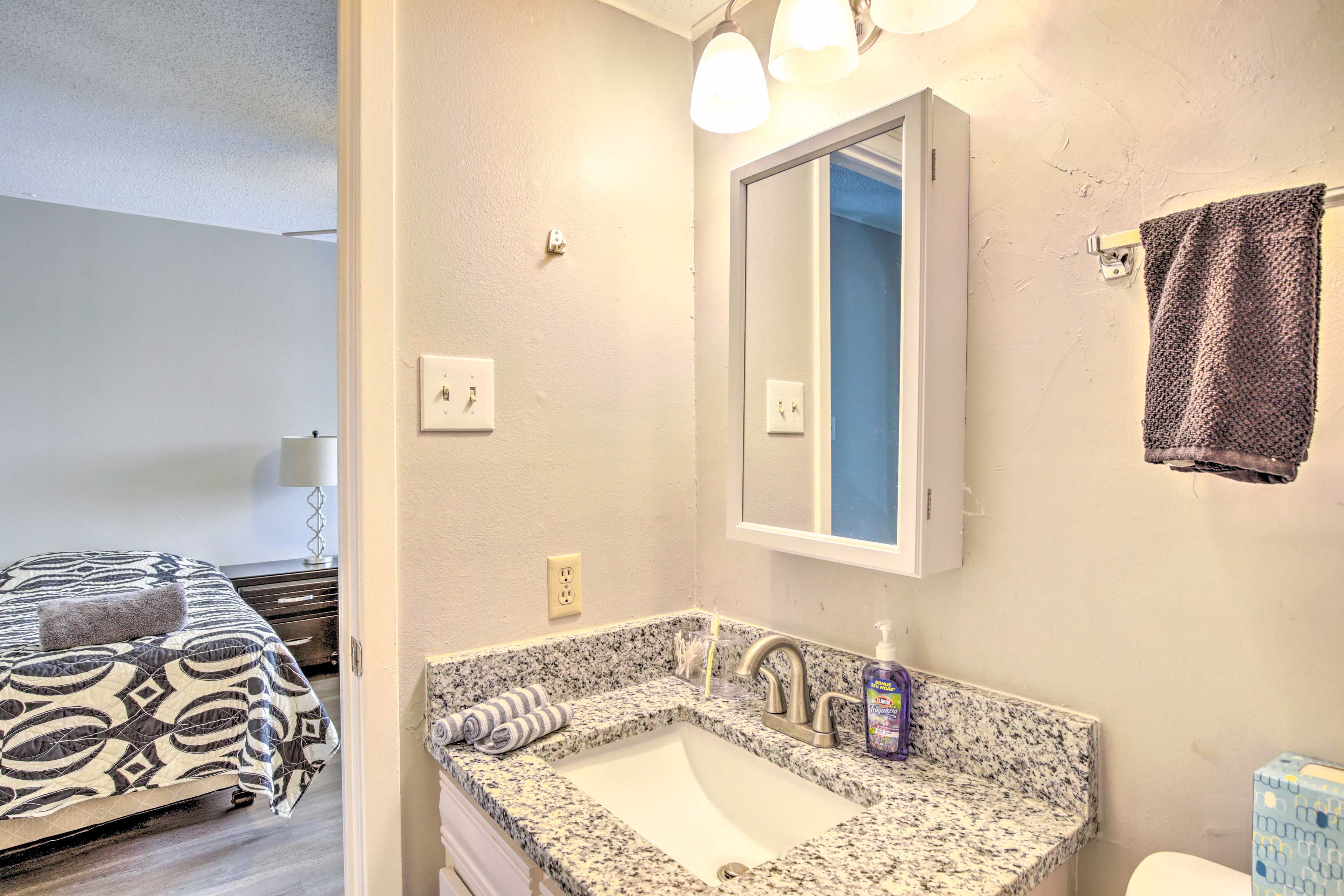 Full En-Suite Bathroom