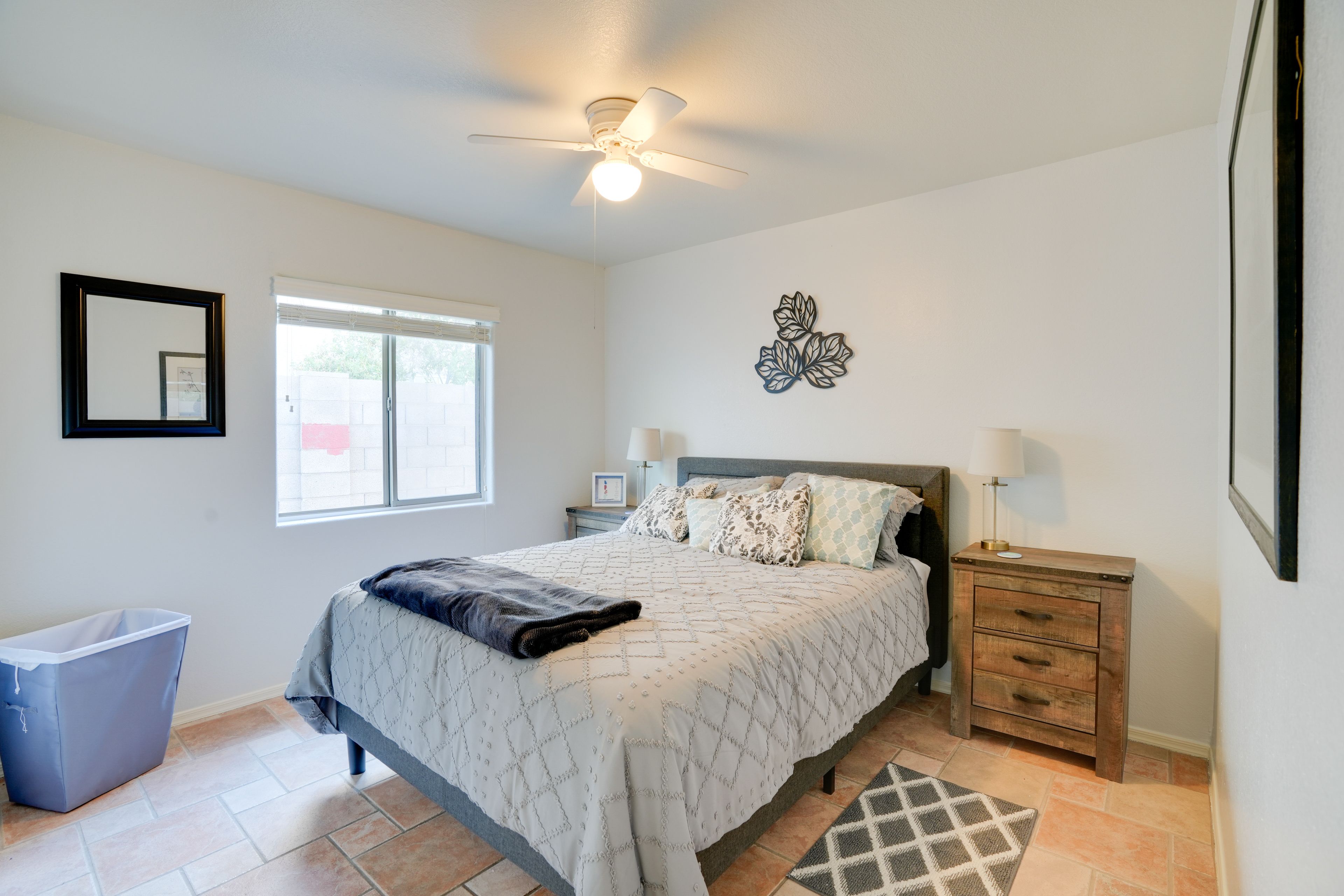 Bedroom 3 | Queen Bed